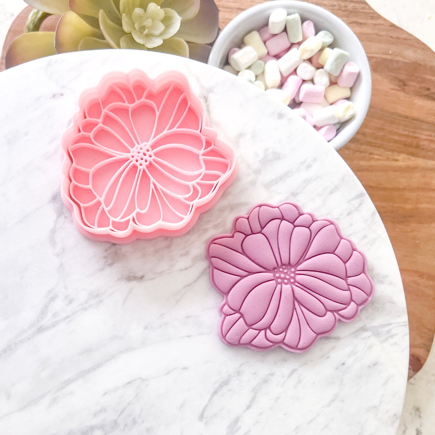 "Detailed Flower" - Cookie Cutter & Stamp