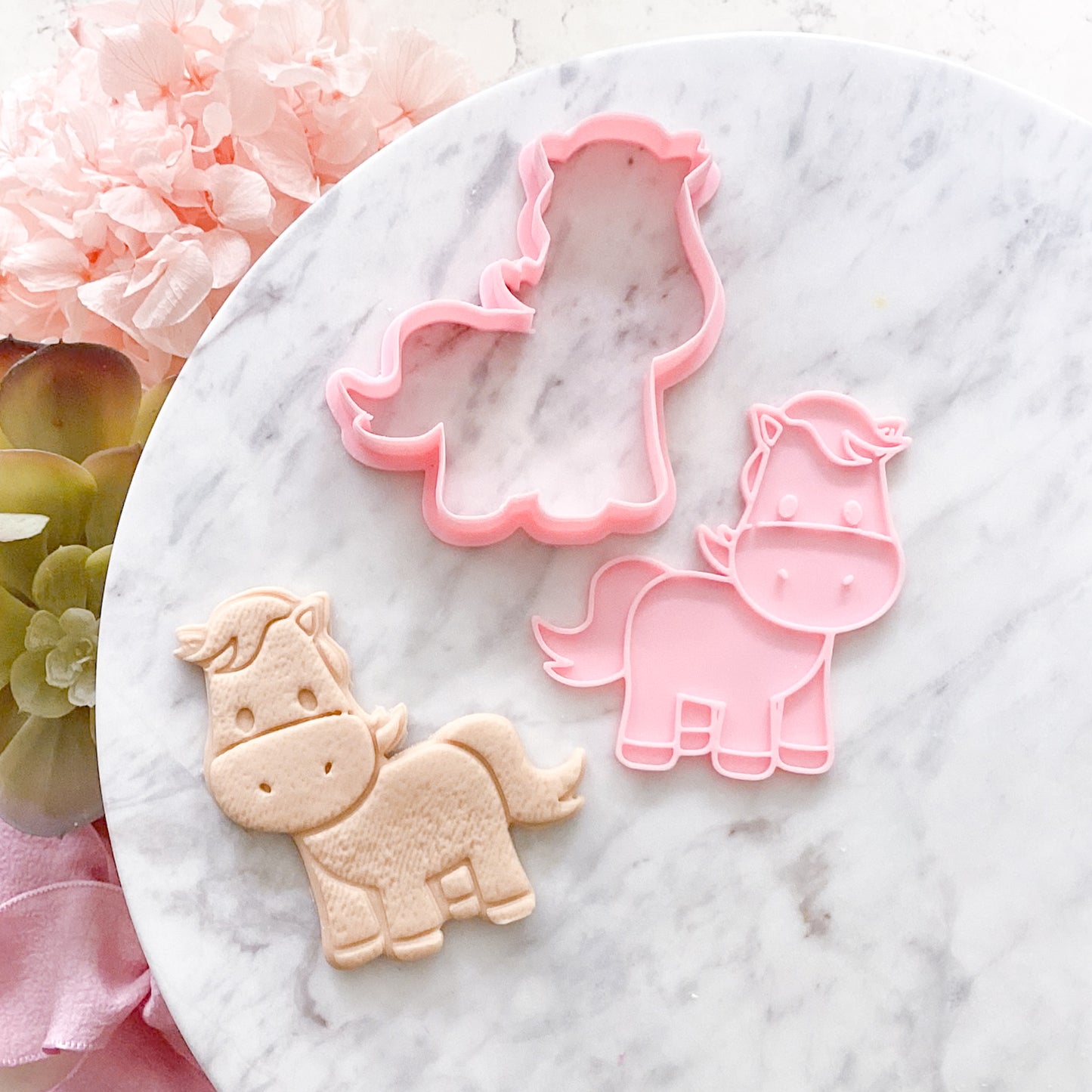"Cute Pony" -Cookie Cutter & Stamp