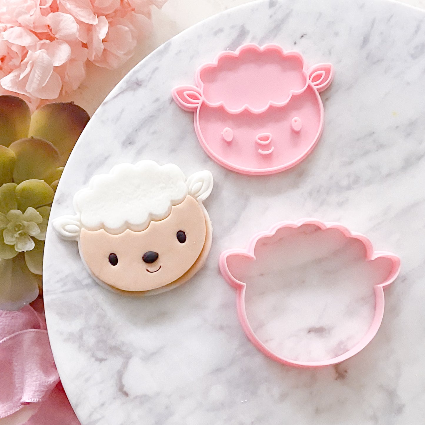 "Cute Sheep" - Cookie Cutter & Stamp