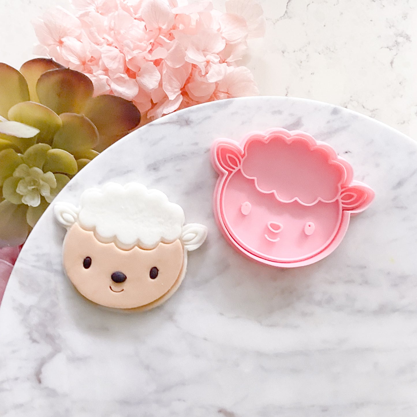 "Cute Sheep" - Cookie Cutter & Stamp