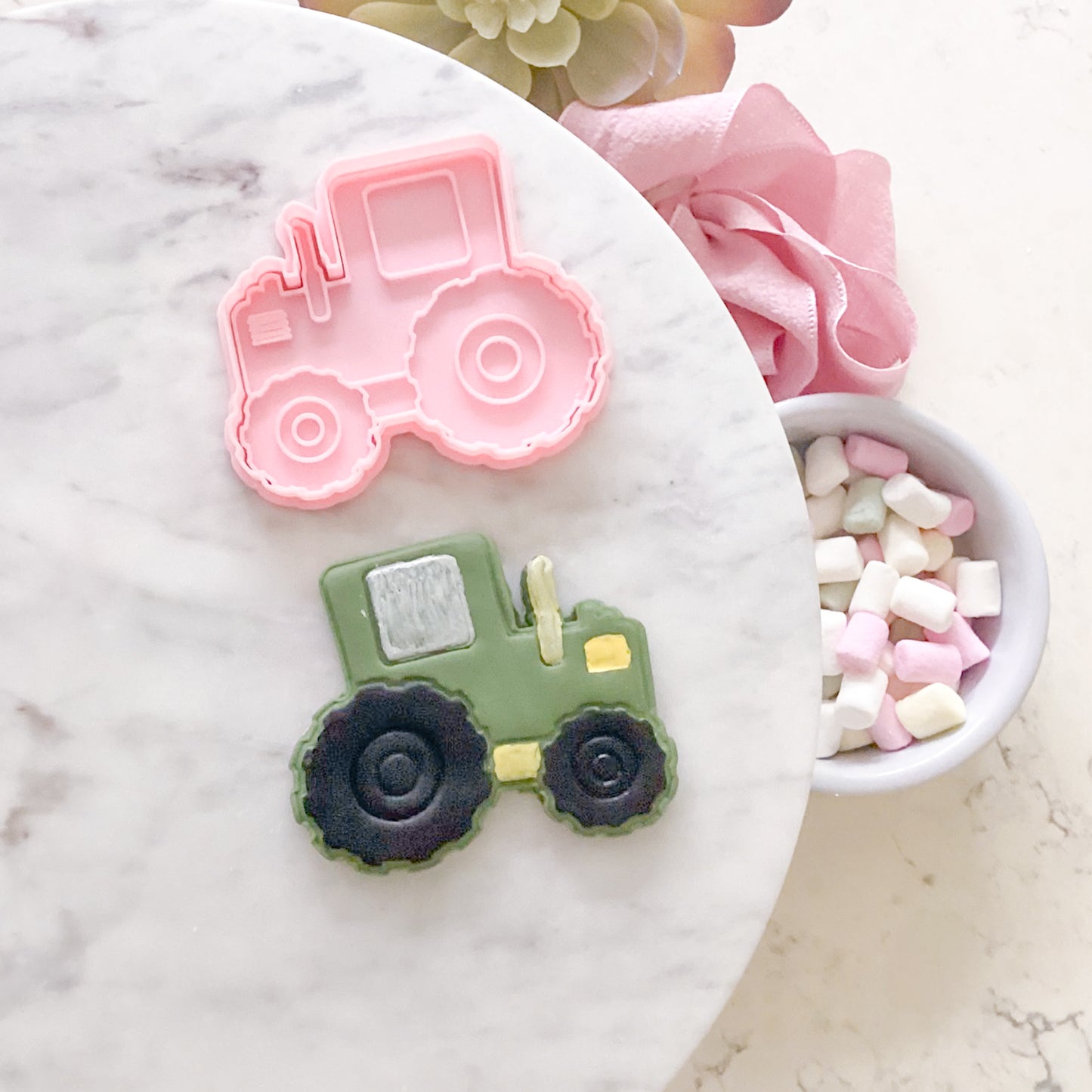 "Tractor" - Cookie Cutter & Stamp