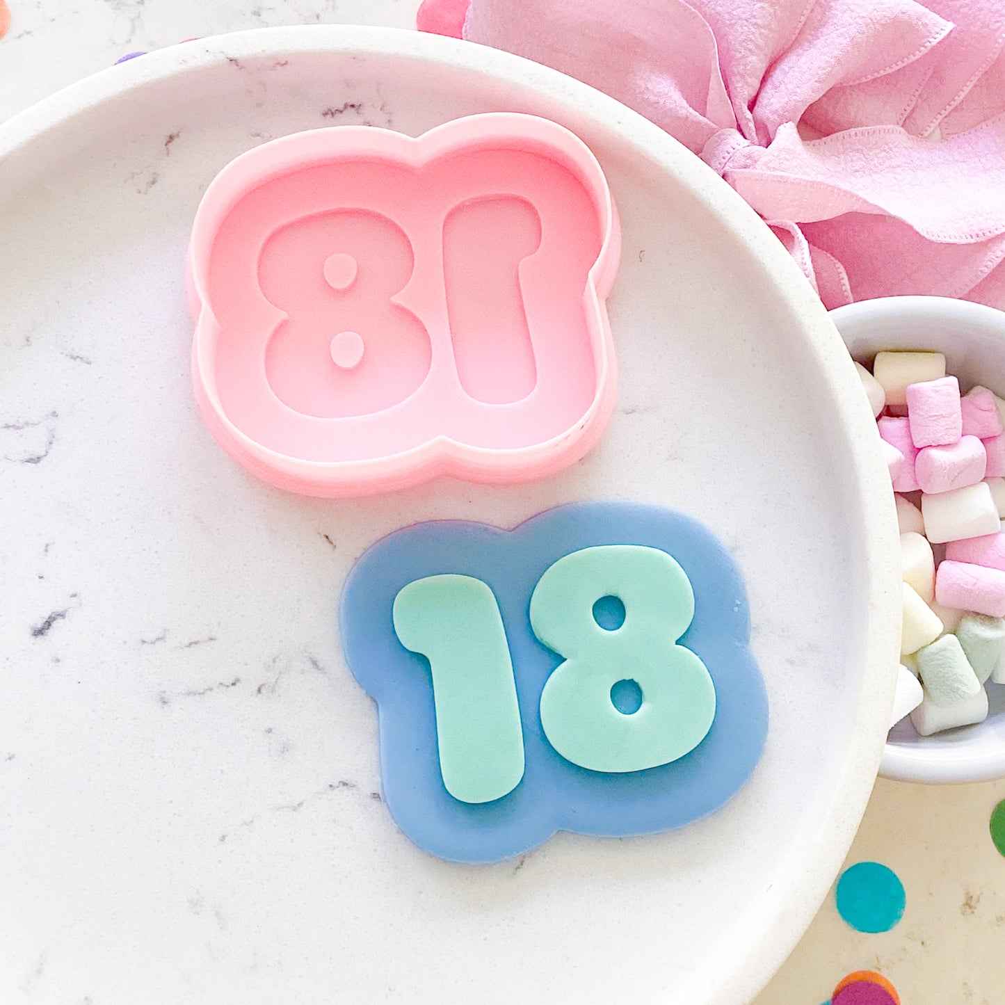 "18" Bubble Font - Cookie Stamp & Cutter Set
