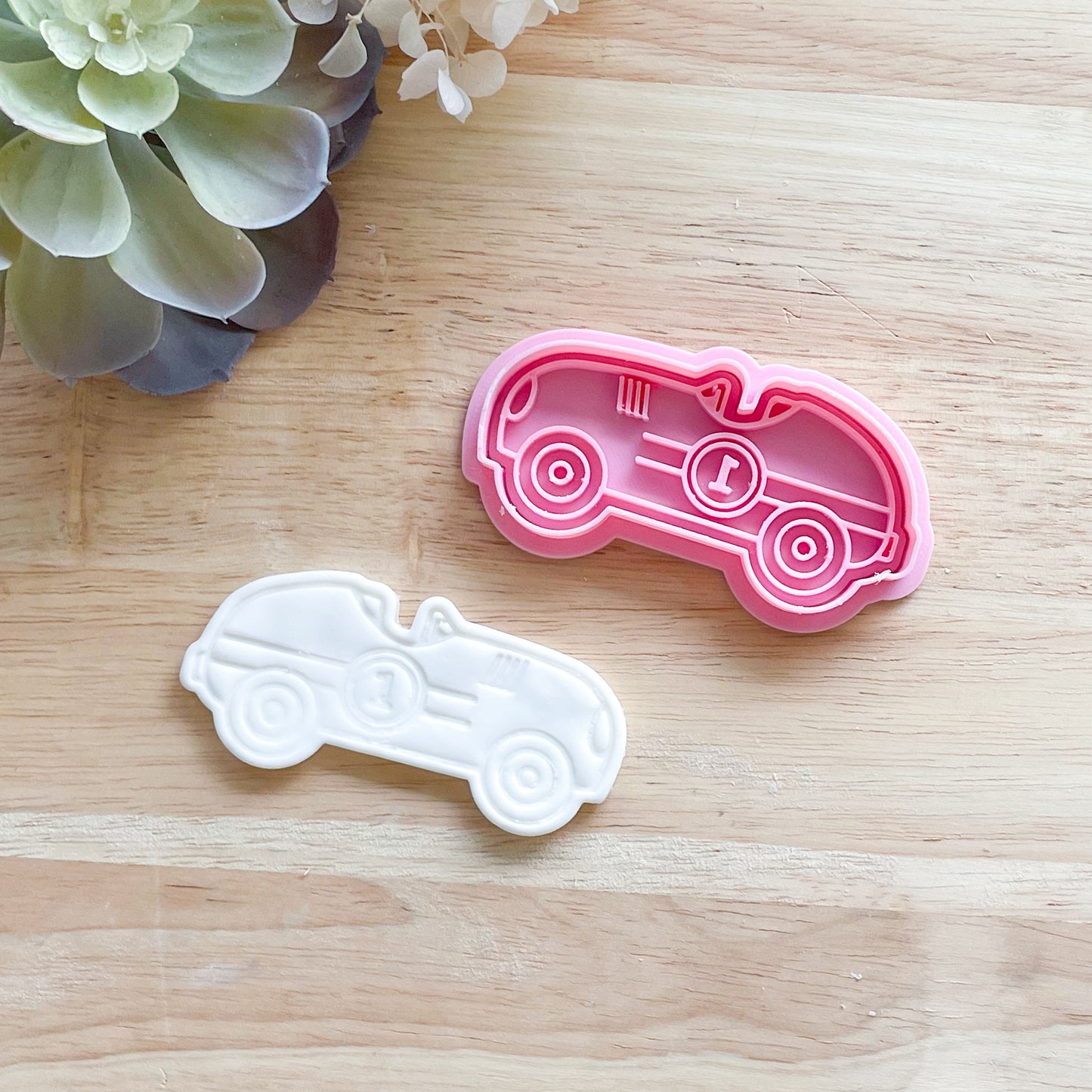 "Vintage Racecar" - Cookie Cutter & Stamp