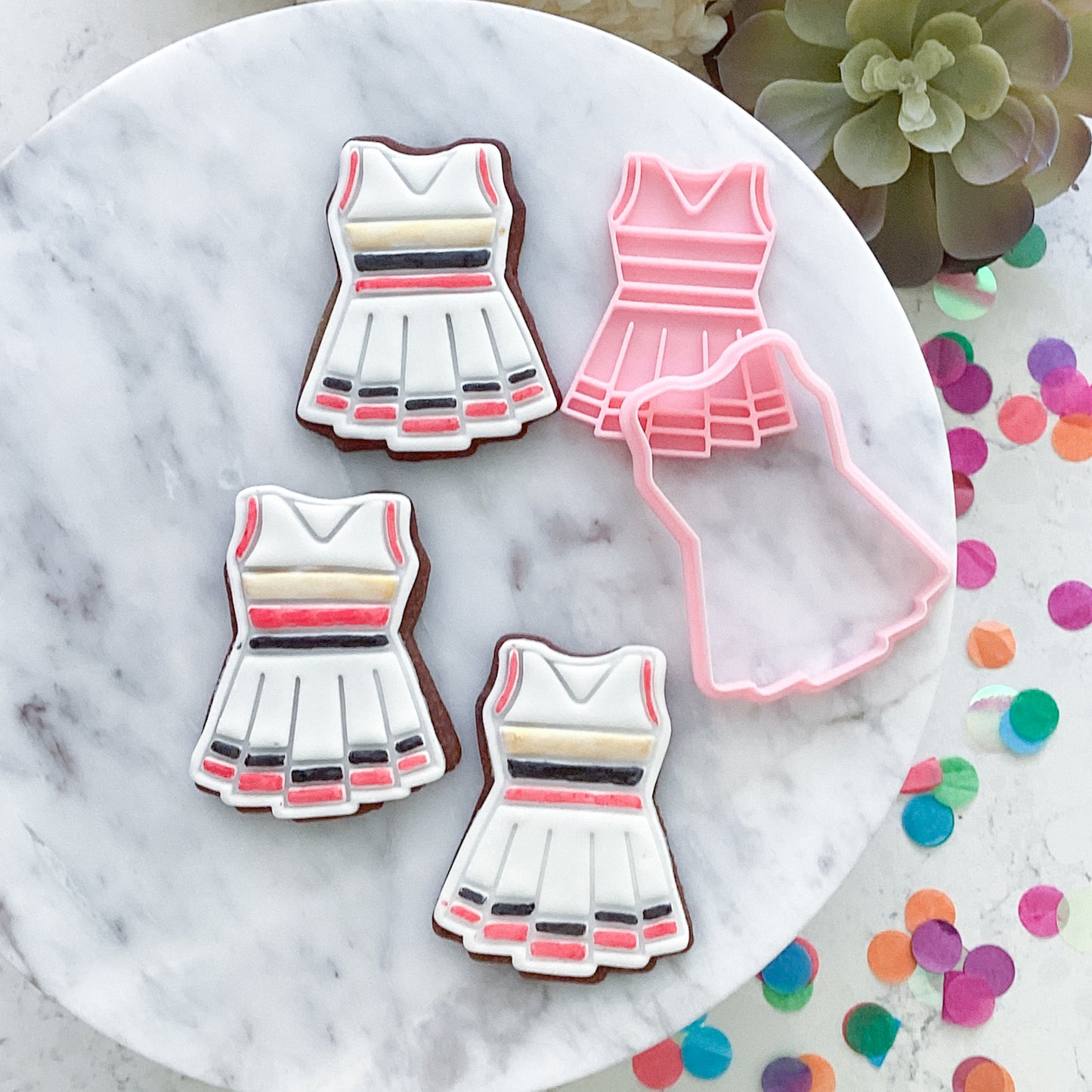 "Cheerleader Dress" - Cutter & Stamp Set