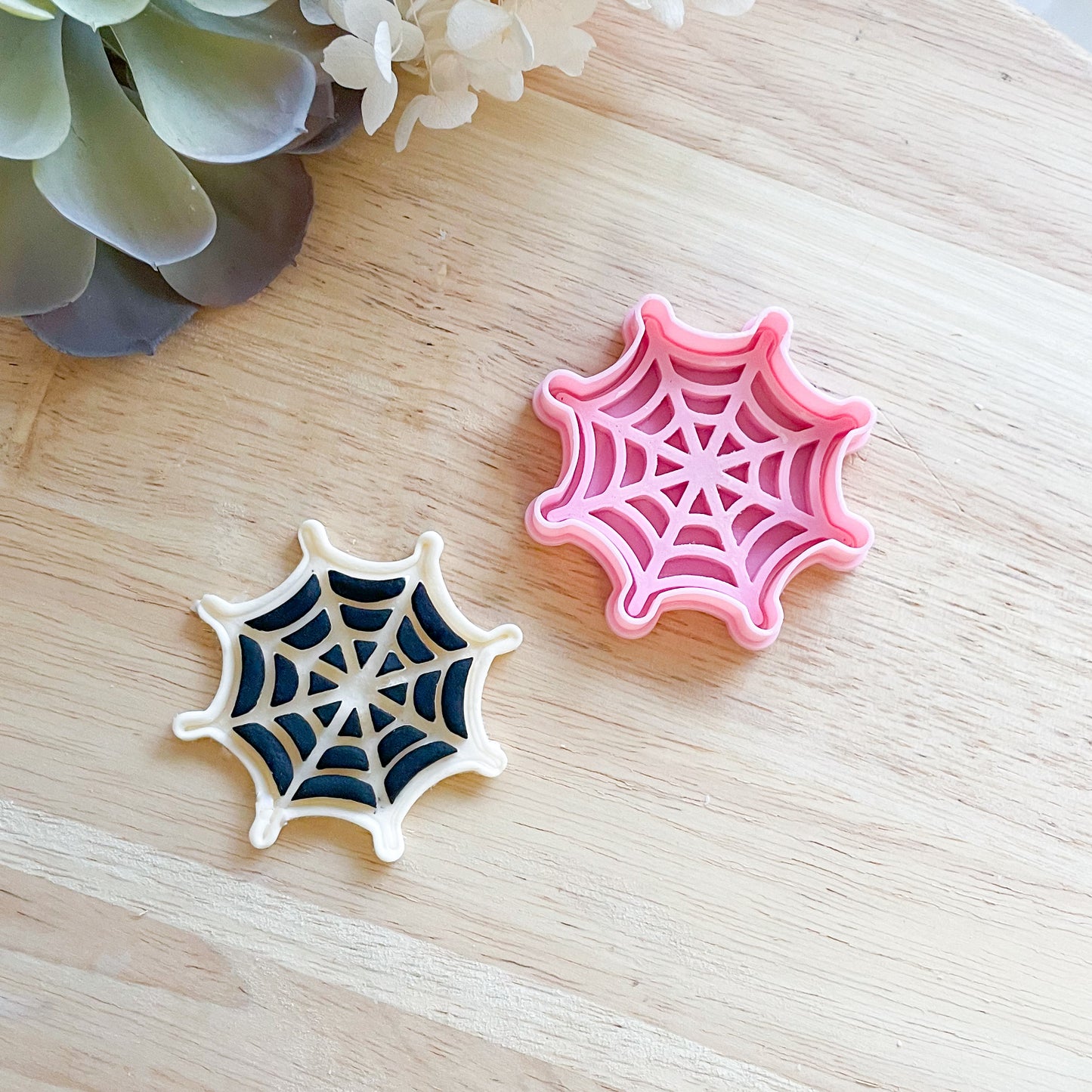 "Spider Web" - Midi Cookie Cutter & Stamp