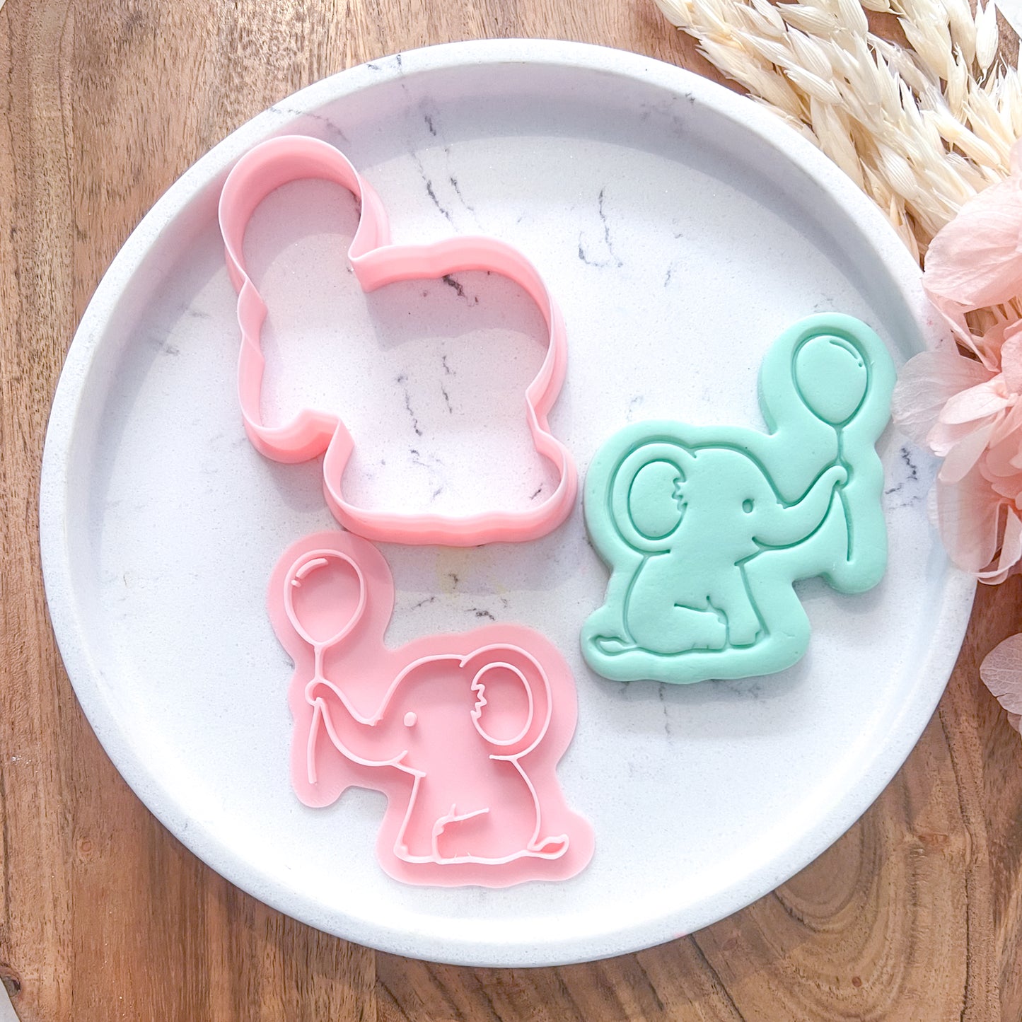 "Elephant with Balloon" - Cookie Cutter & Stamp