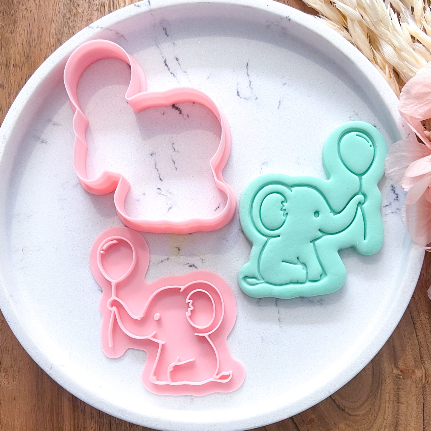 "Elephant with Balloon" - Cookie Cutter & Stamp