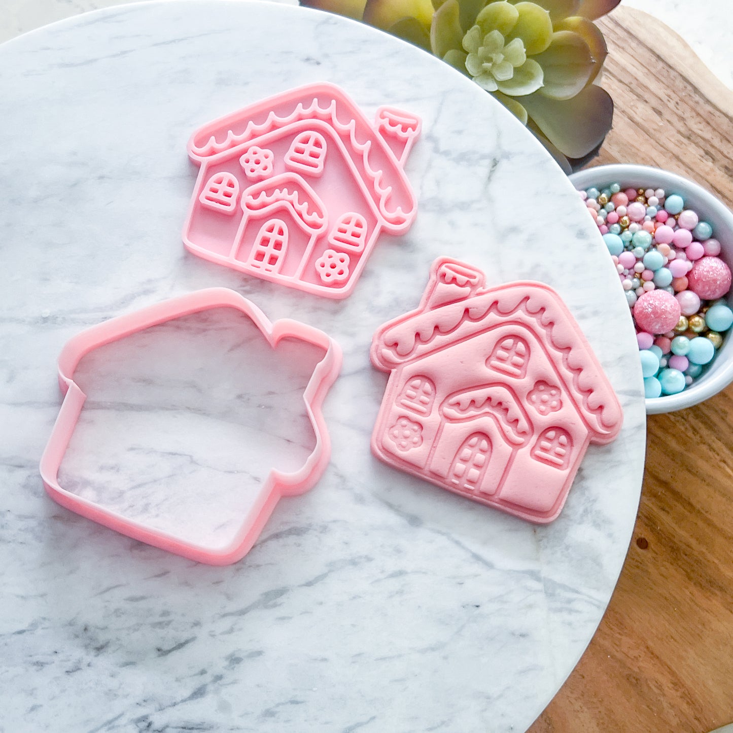 "Gingerbread House" Cookie Cutter & Stamp
