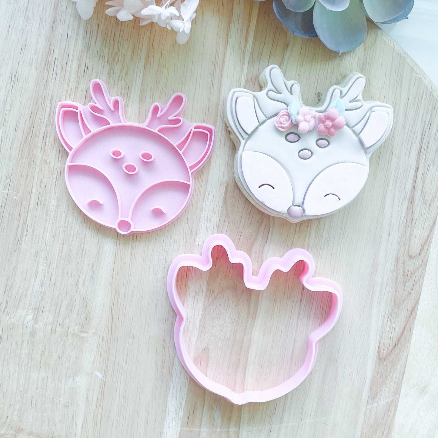 "Woodland Reindeer" - Cookie Cutter & Stamp