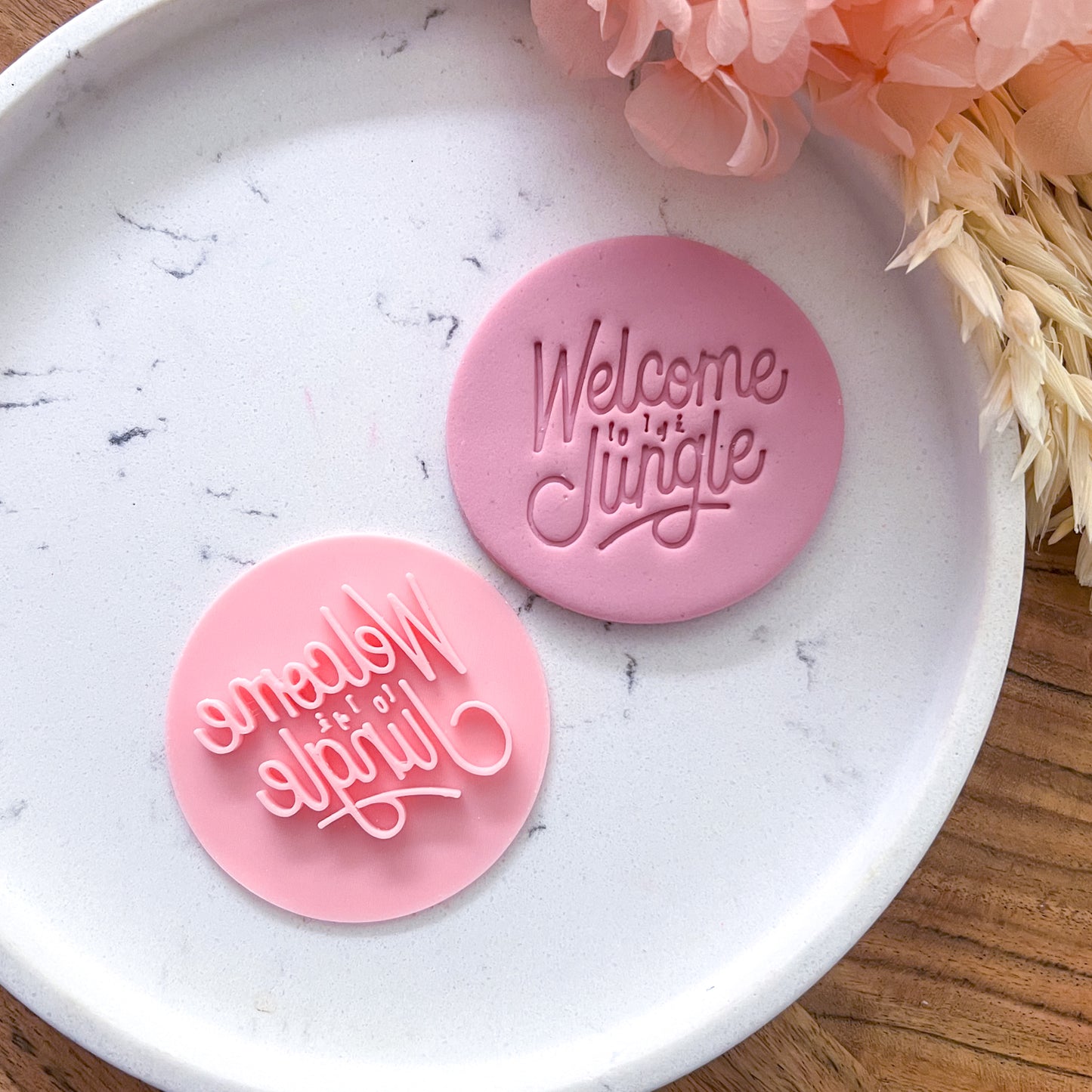 Welcome to the Jungle Fondant Stamp