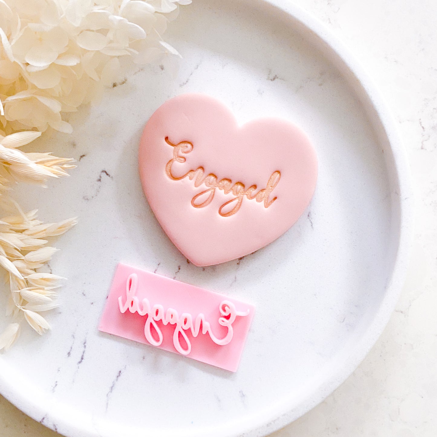 "Engaged" - Fondant Stamp