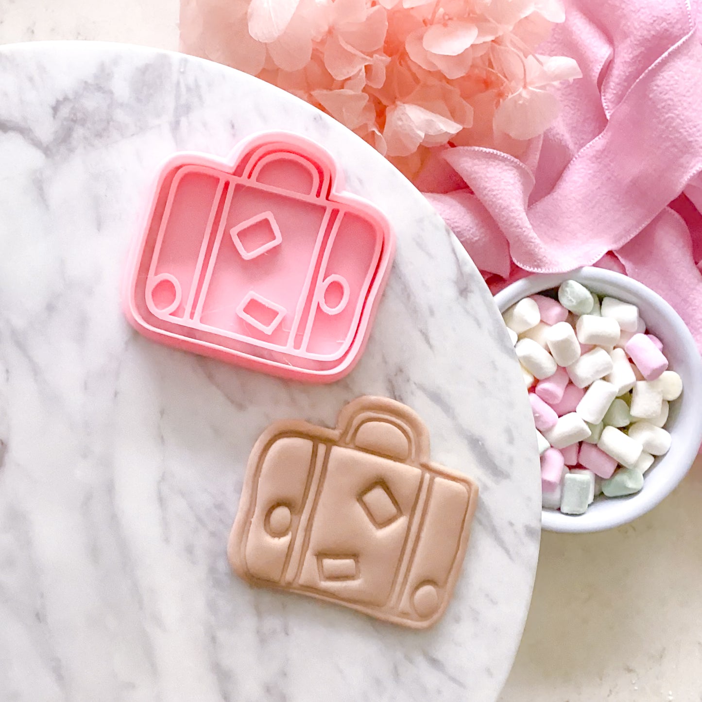 "Luggage" - Cutter & Stamp Set