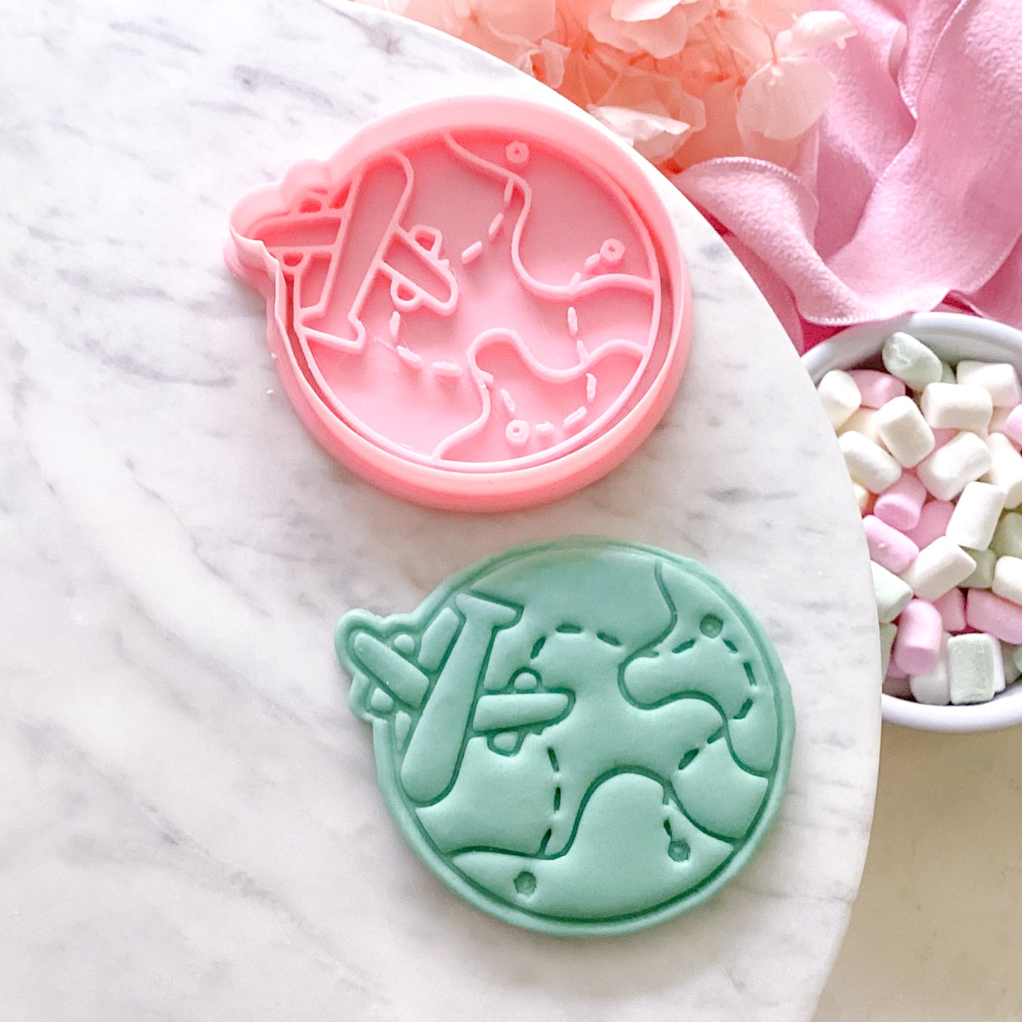 "World Travel" - Cutter & Stamp Set