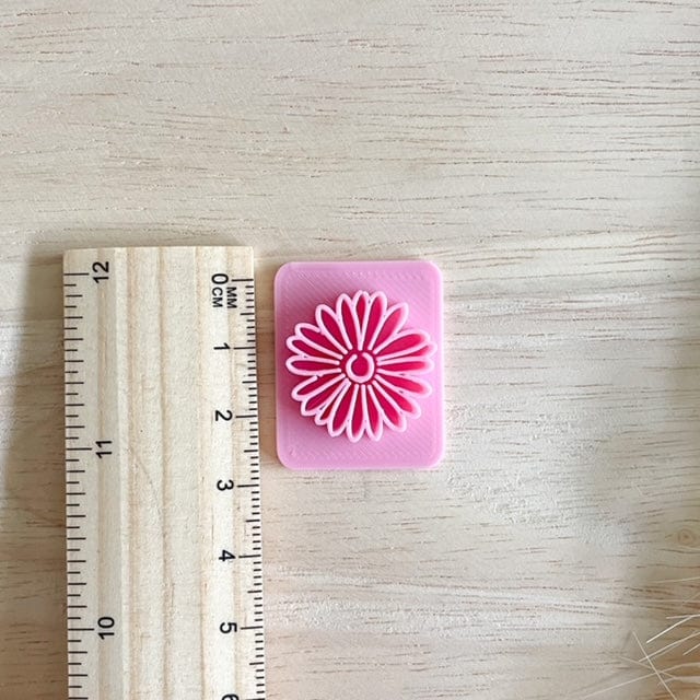 kitandco.com.au Stamp Daisy Head  - Texture Stamp