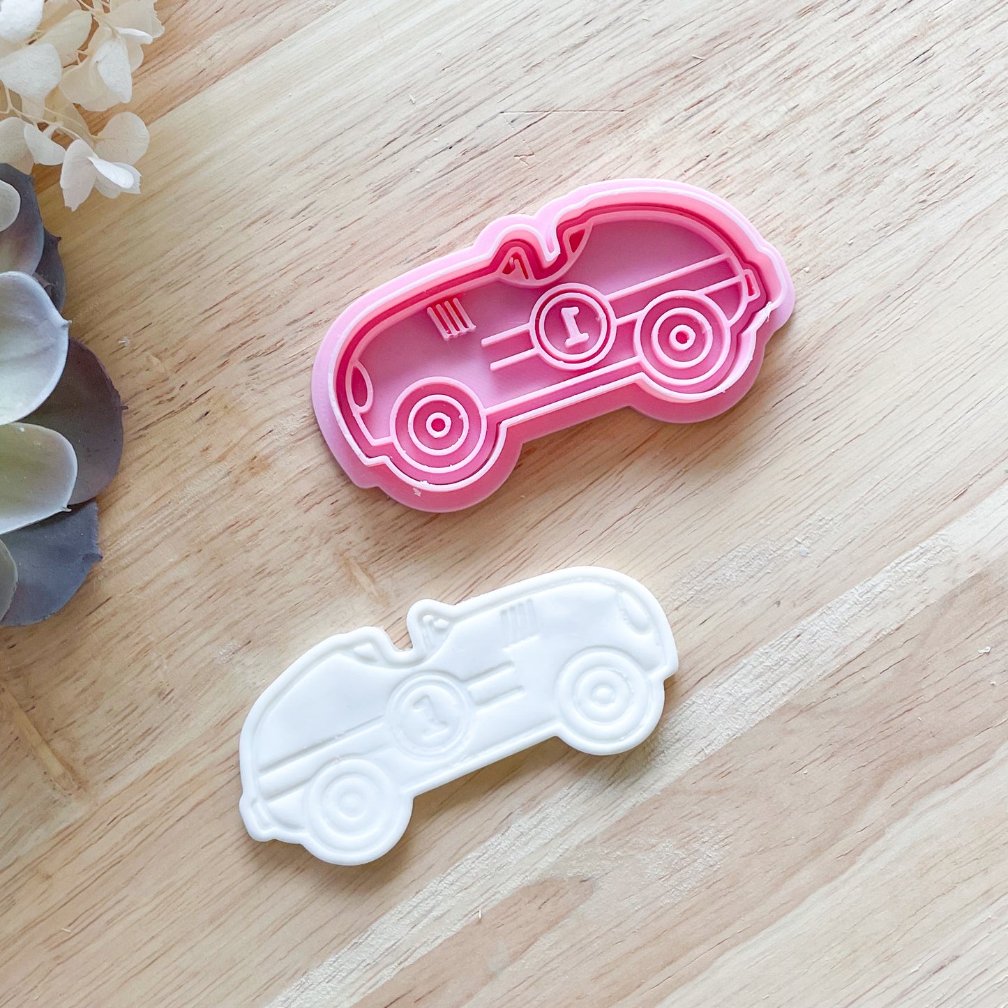 "Vintage Racecar" - Cookie Cutter & Stamp