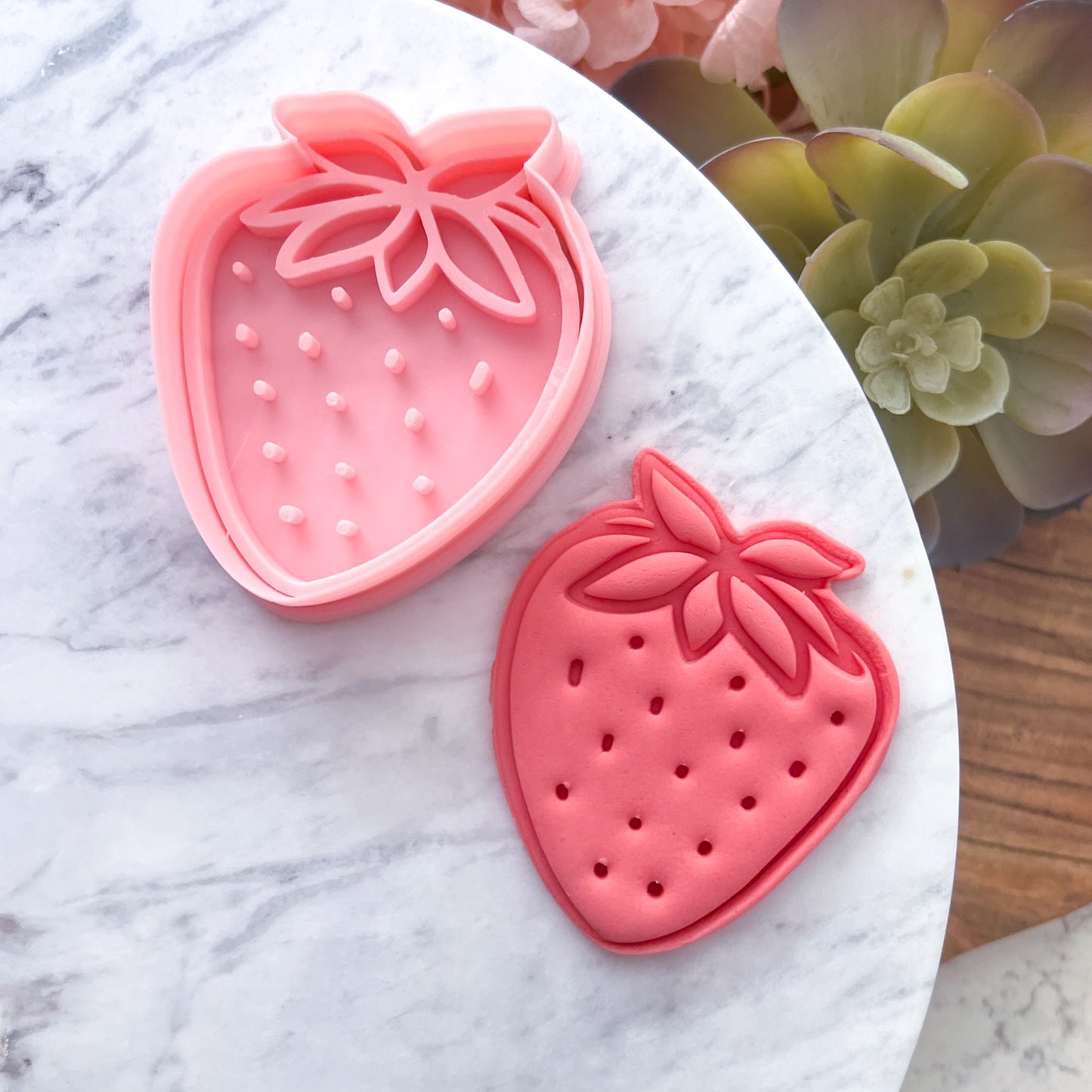 "Strawberry" Cookie Cutter & Stamp