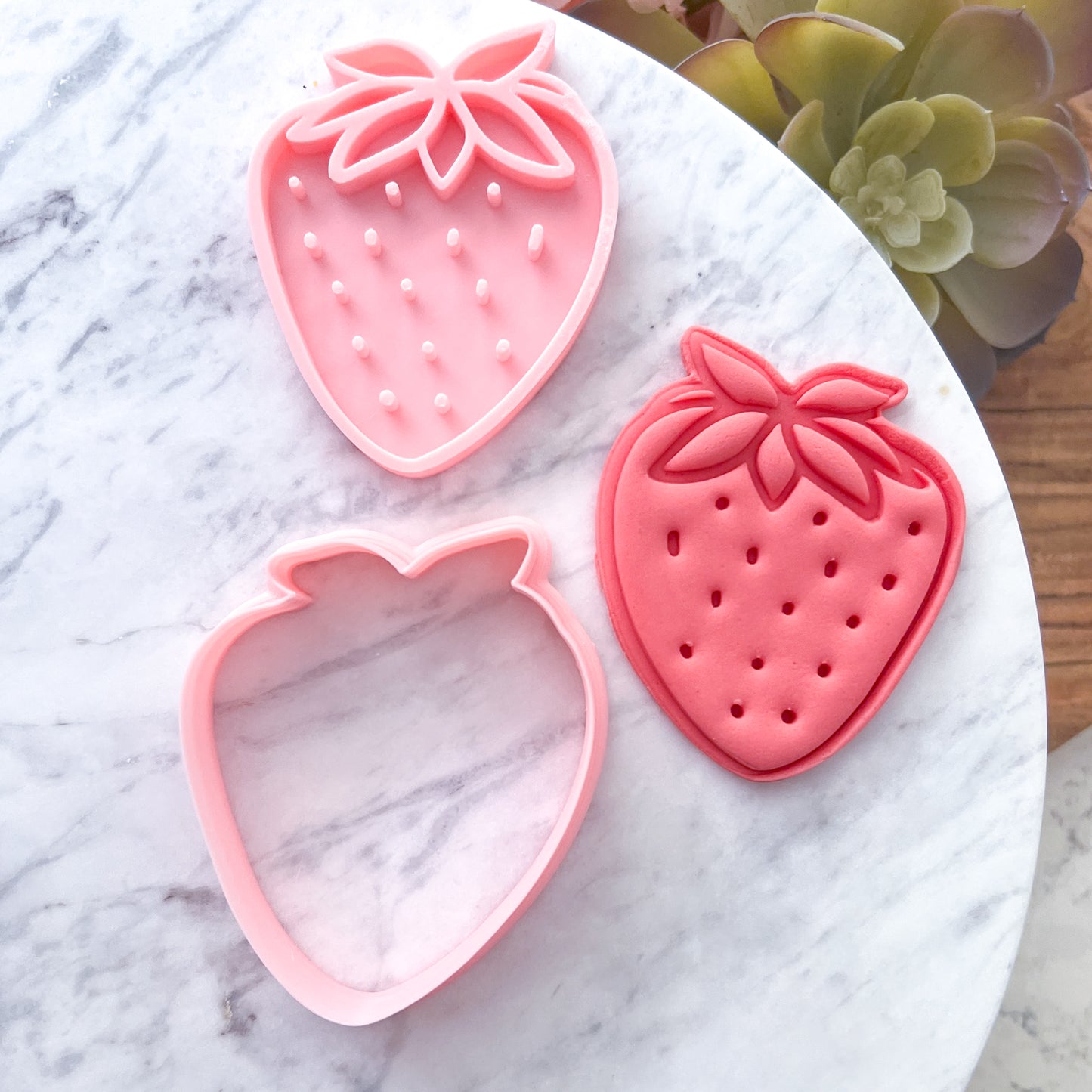 "Strawberry" Cookie Cutter & Stamp