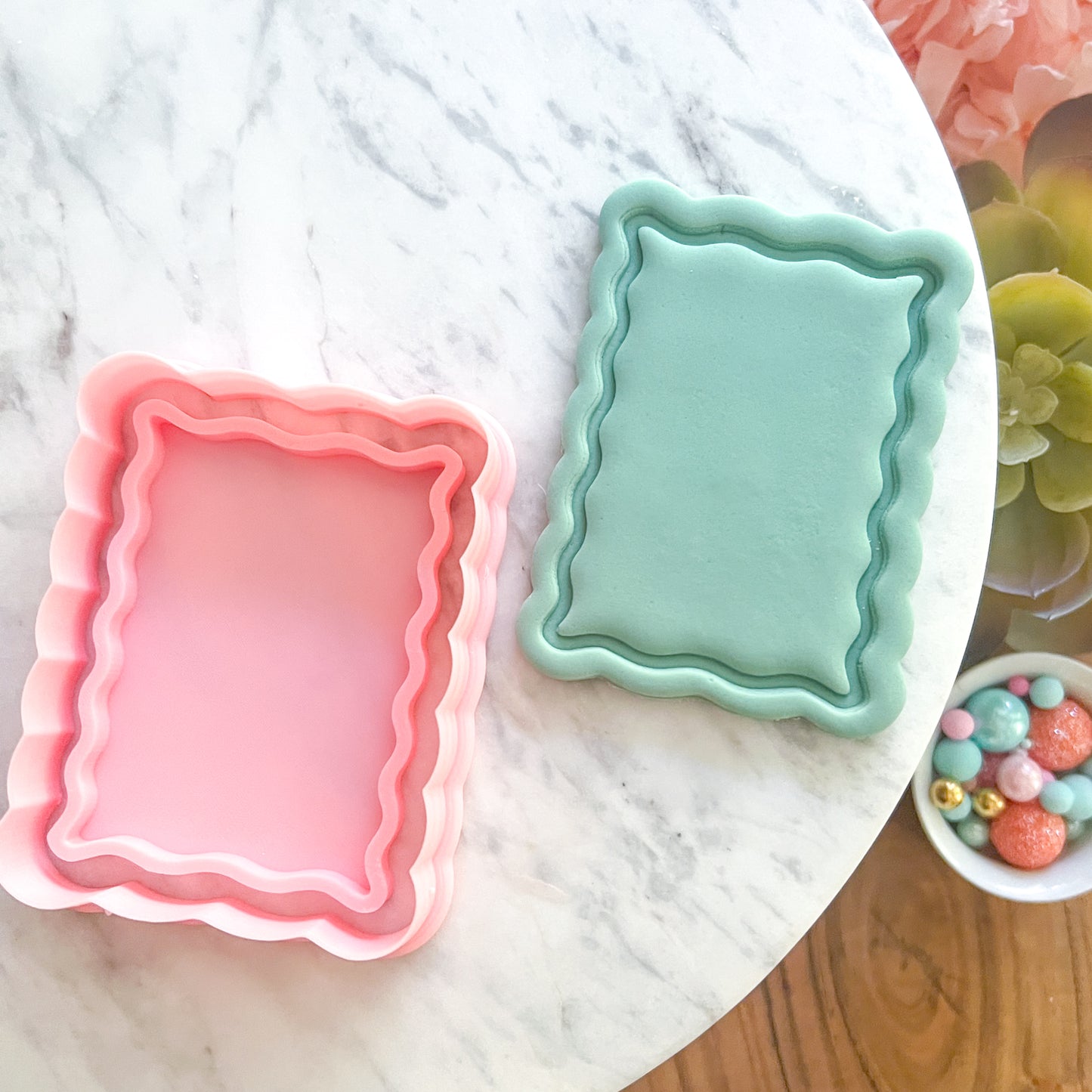 "Wavy Frame with border" - Cookie Cutter & Stamp