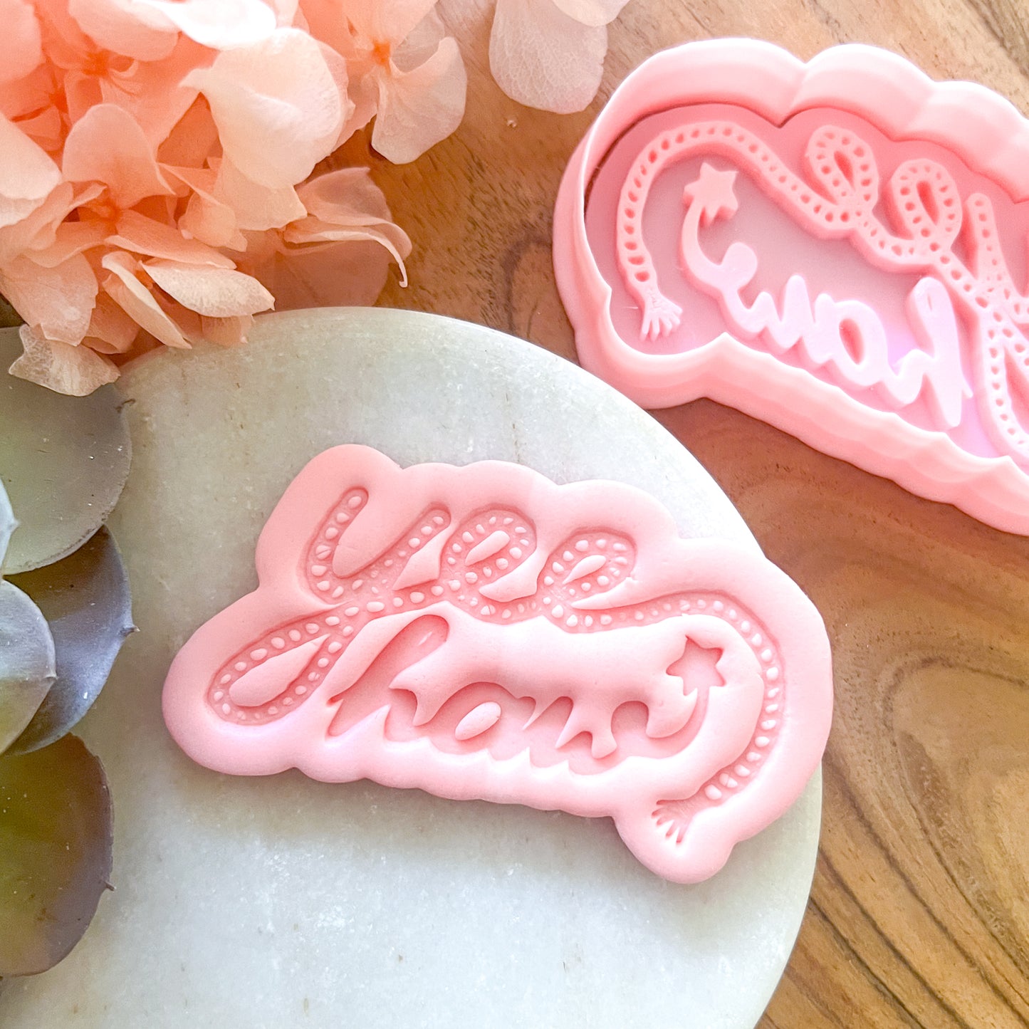 "Yee Haw" - Cookie Cutter & Stamp Set