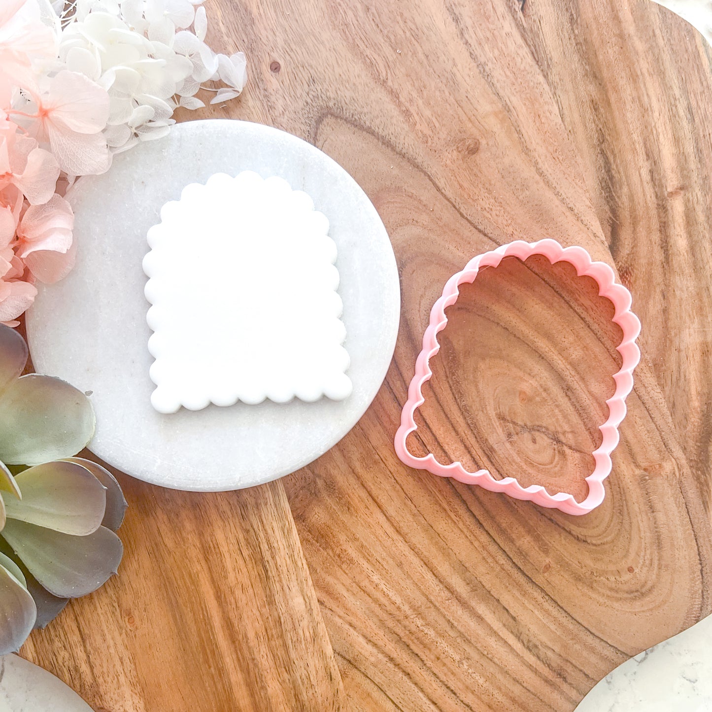 "Scalloped Arch" - Cookie Cutter