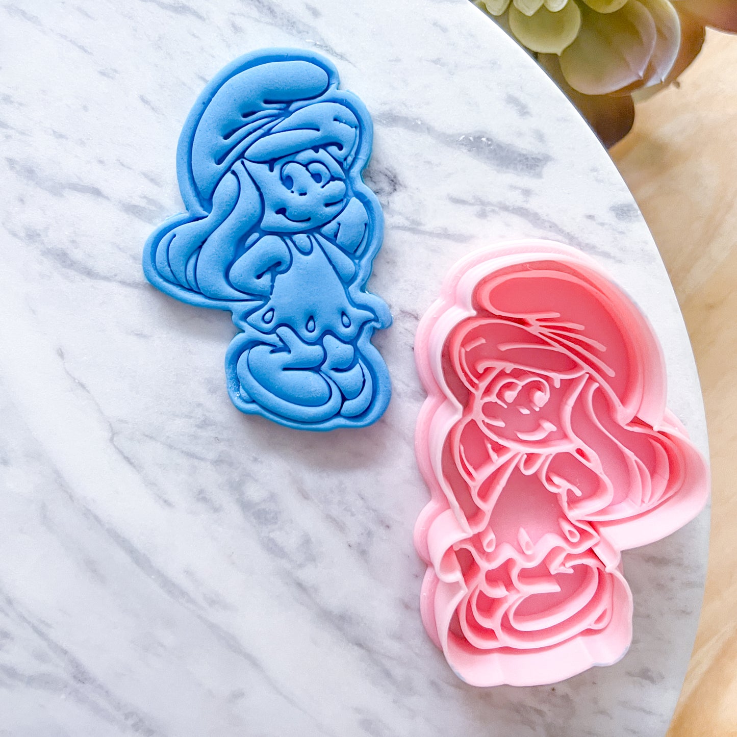 "Smurfette" Cookie Cutter & Stamp