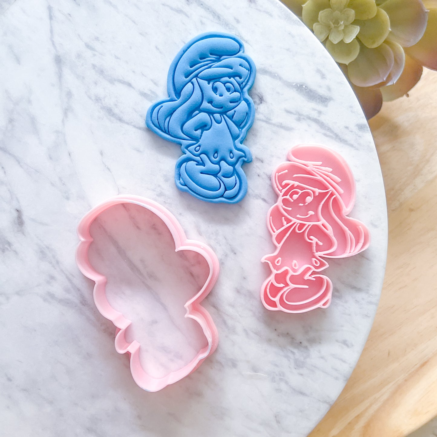 "Smurfette" Cookie Cutter & Stamp