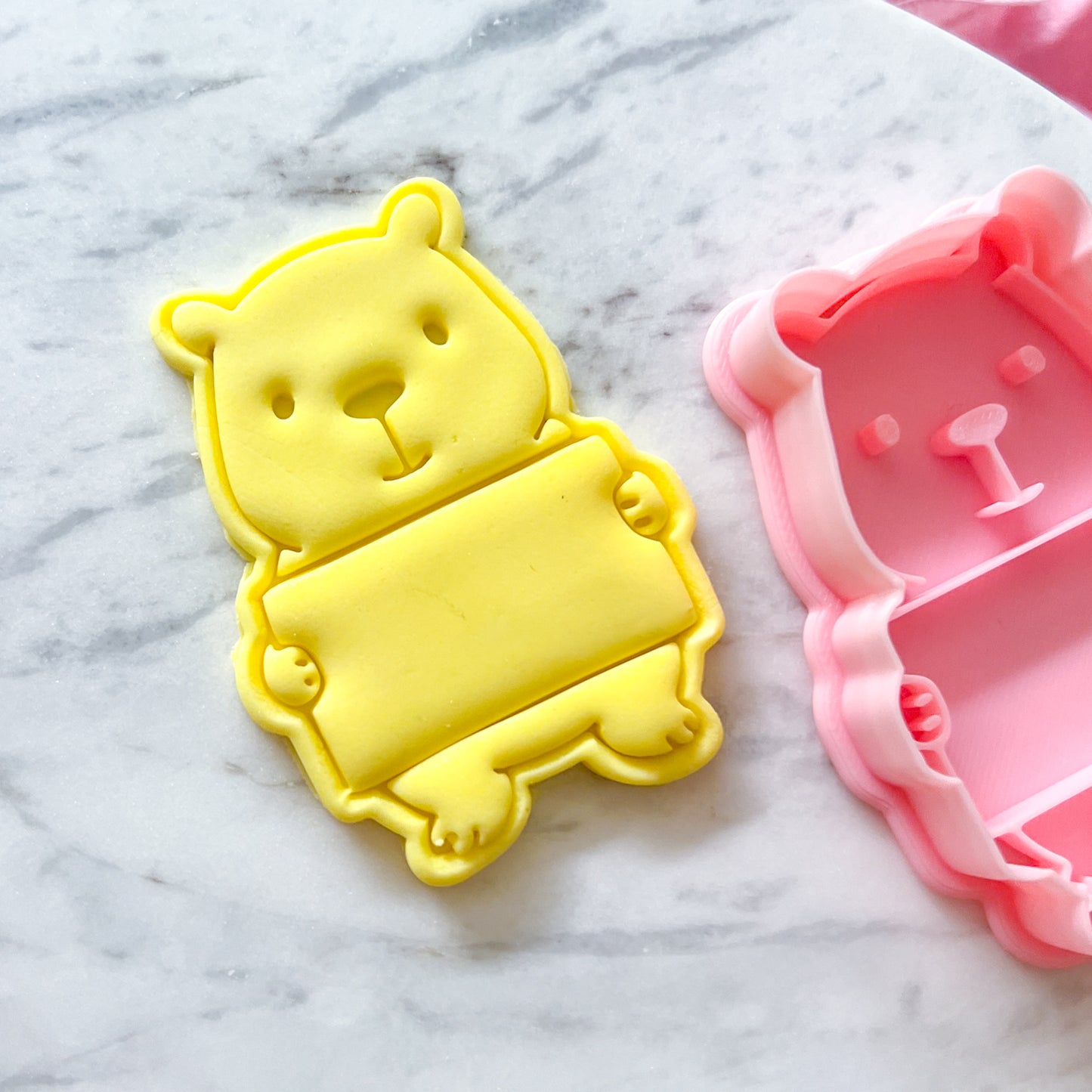 "Capybura with sign" - Cookie Cutter & Stamp