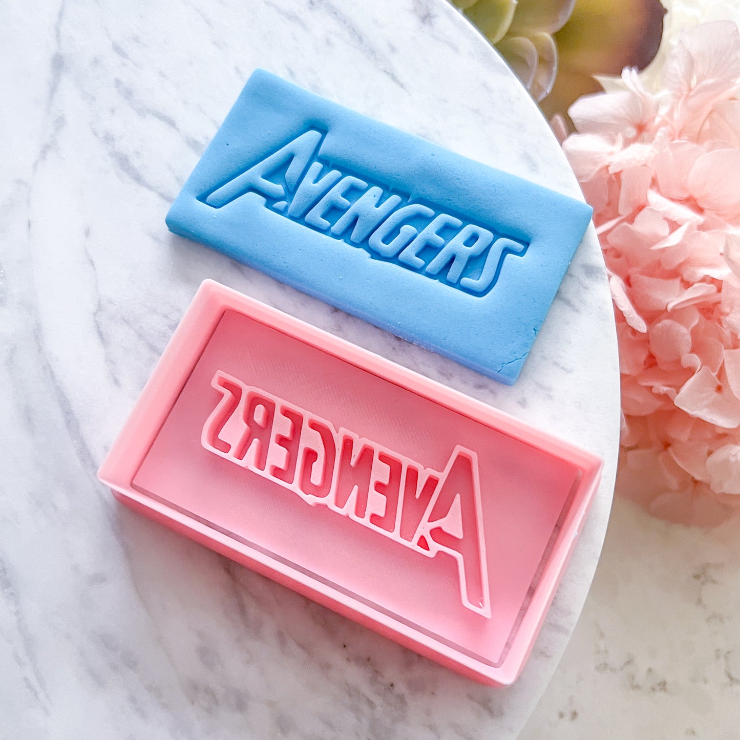 "Avengers Logo" Cookie Cutter & Stamp
