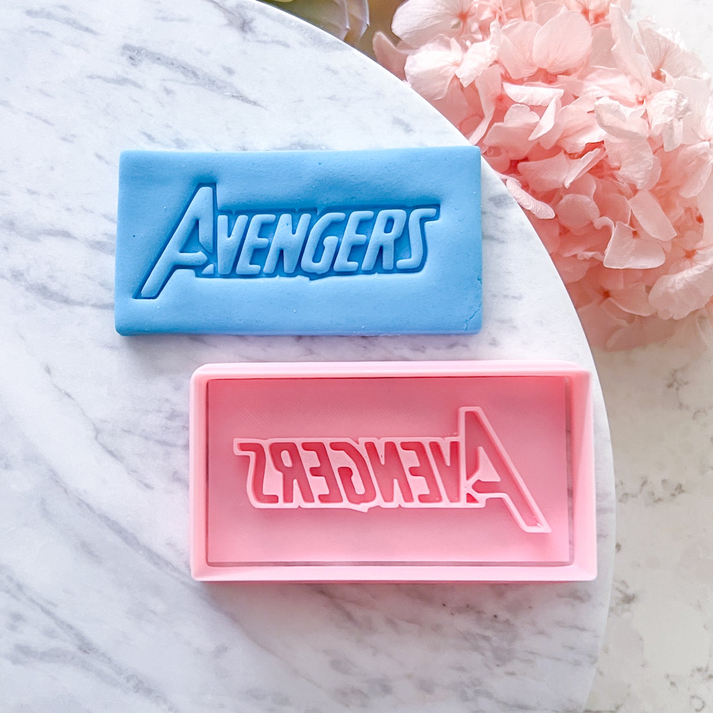 "Avengers Logo" Cookie Cutter & Stamp