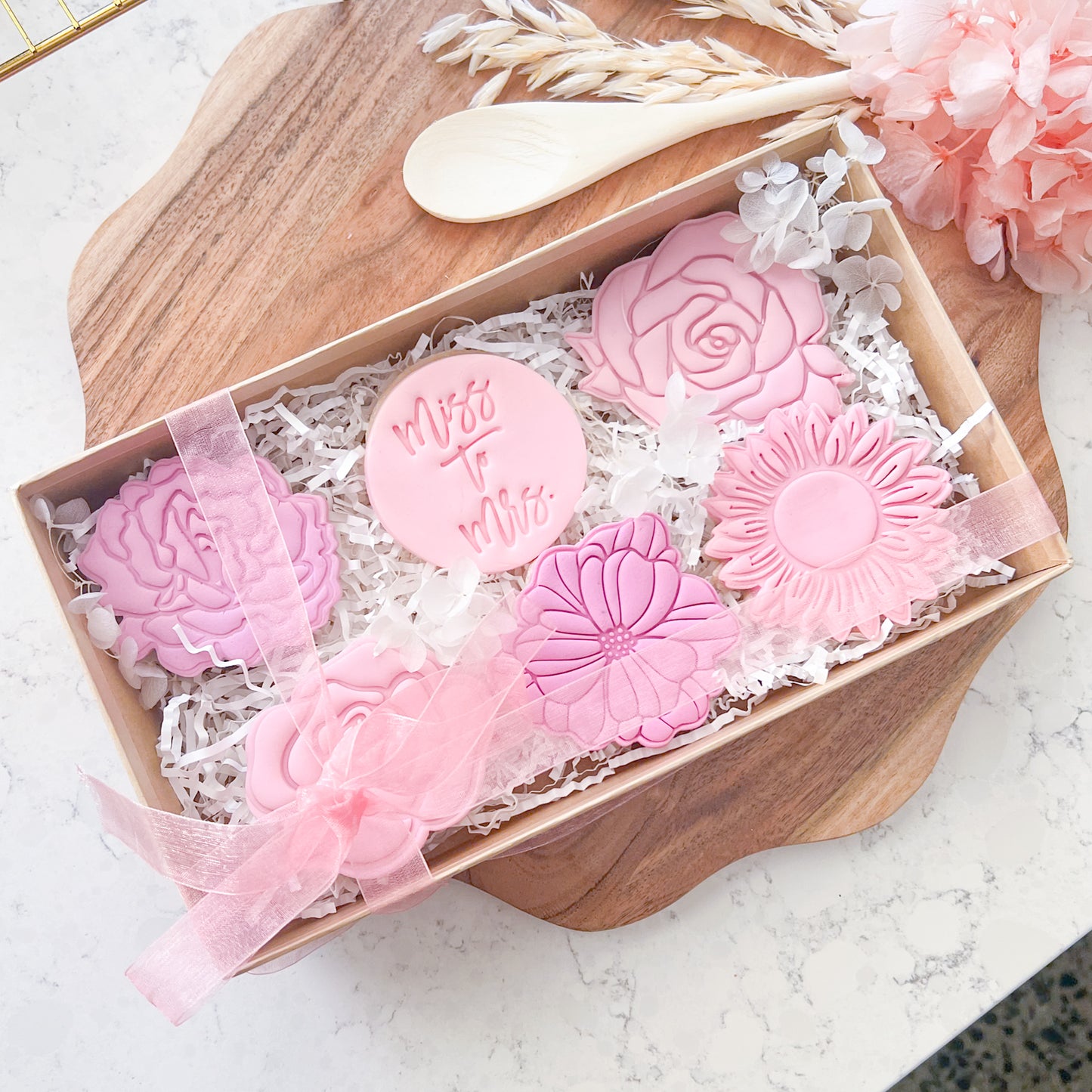 "Detailed Flower" - Cookie Cutter & Stamp