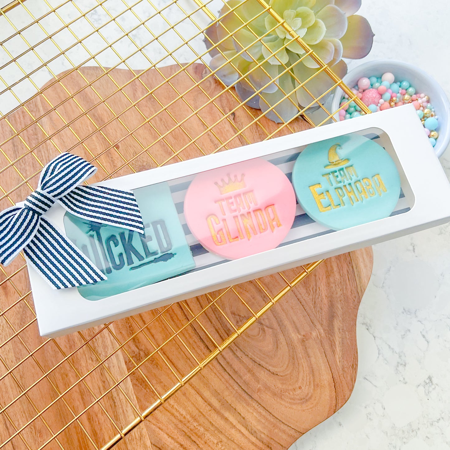 "Wicked" - Cookie Cutter & Stamp