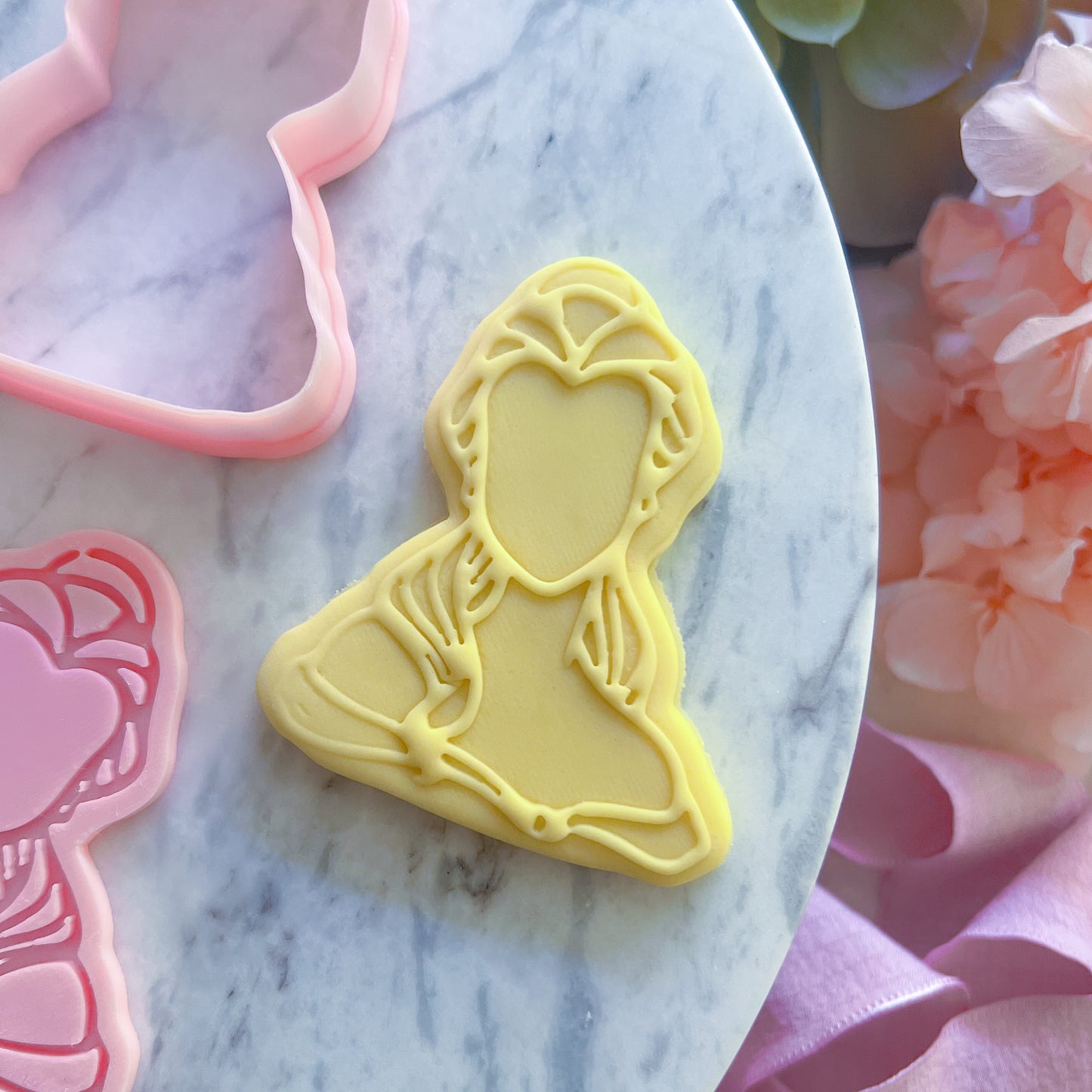 "Belle - Minimalist " Cookie Cutter & Stamp