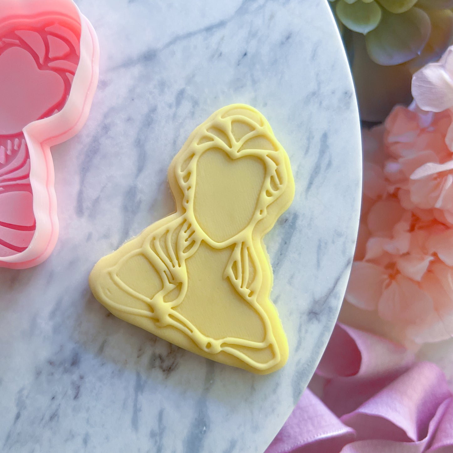 "Belle - Minimalist " Cookie Cutter & Stamp