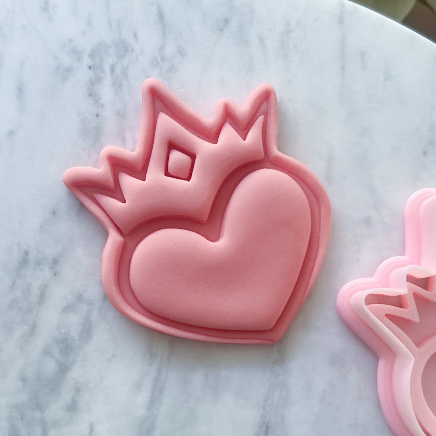 "Heart with Crown" Cookie Cutter & Stamp