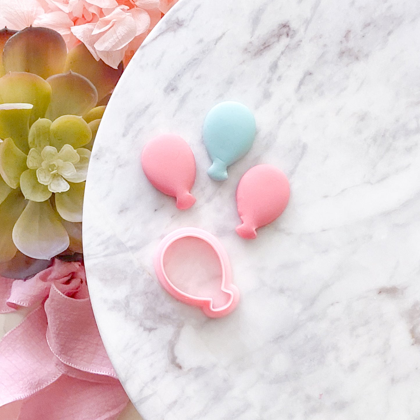 "Balloon" Fondant Mini Charm