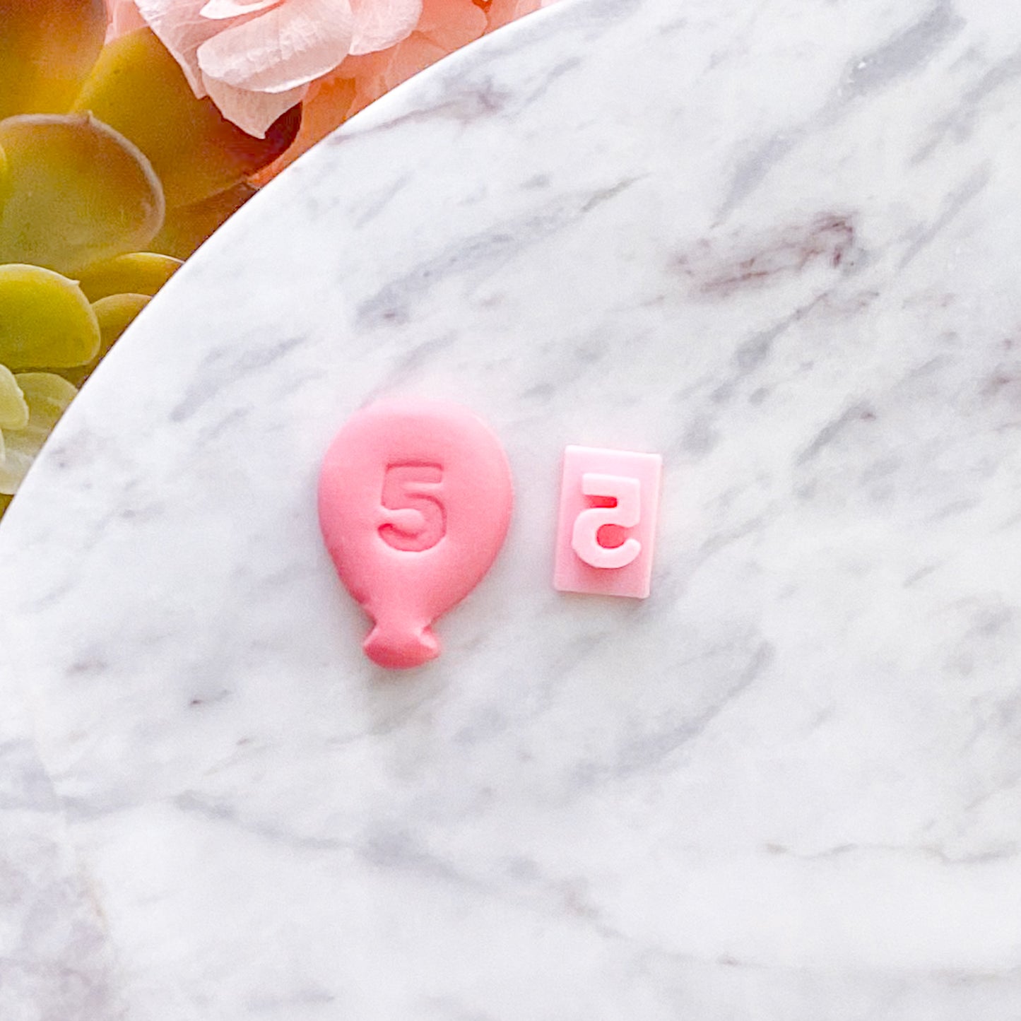 "Balloon" Fondant Mini Charm