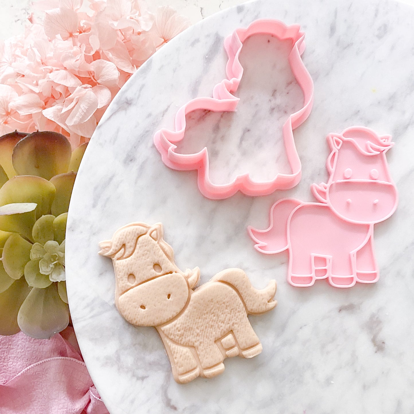 "Cute Pony" -Cookie Cutter & Stamp