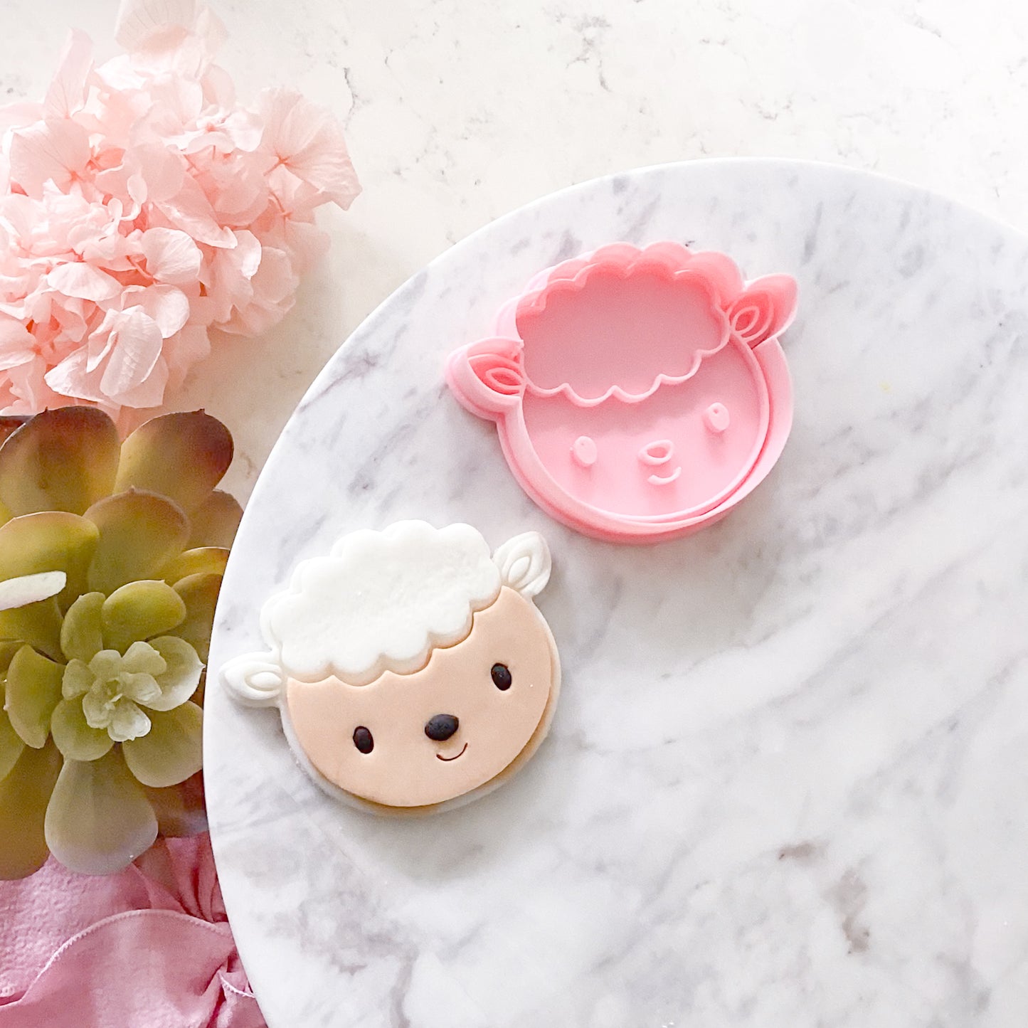 "Cute Sheep" - Cookie Cutter & Stamp