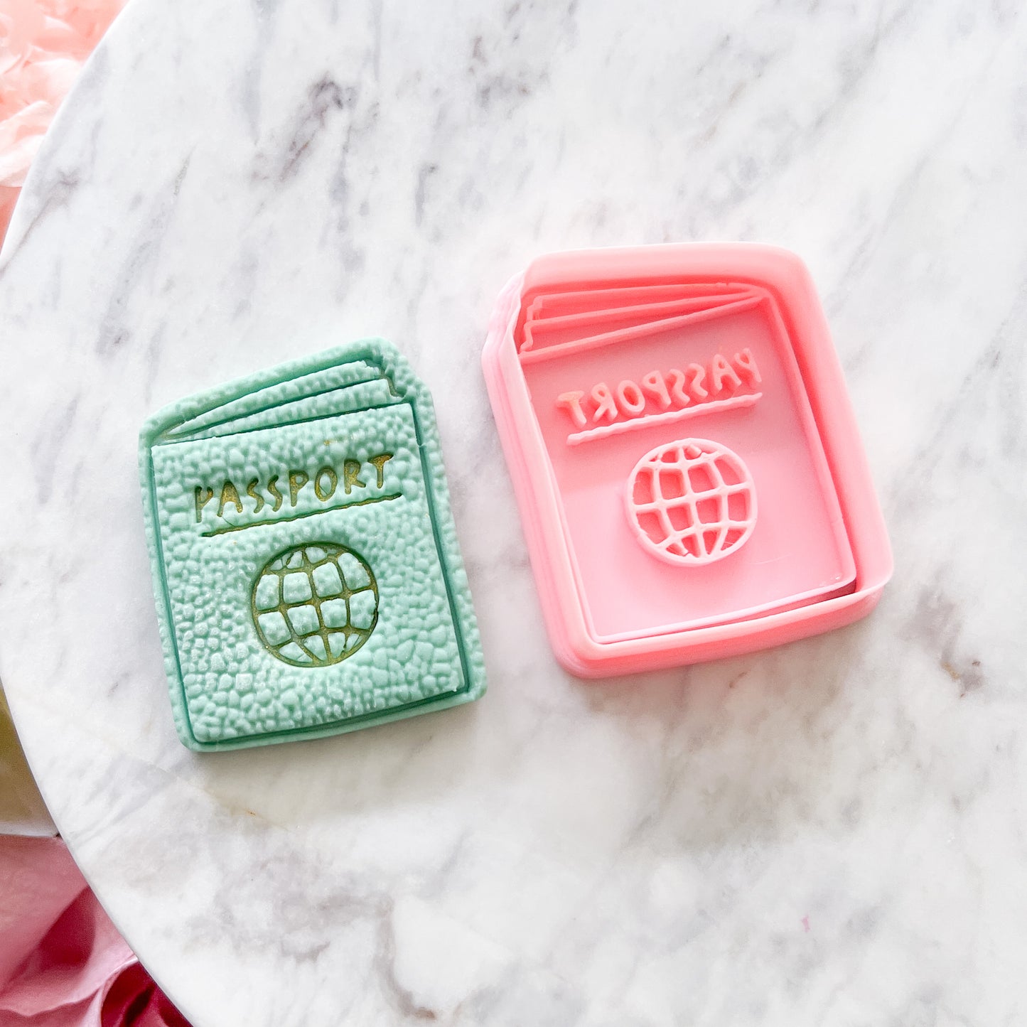 "Passport" - Cutter & Stamp Set