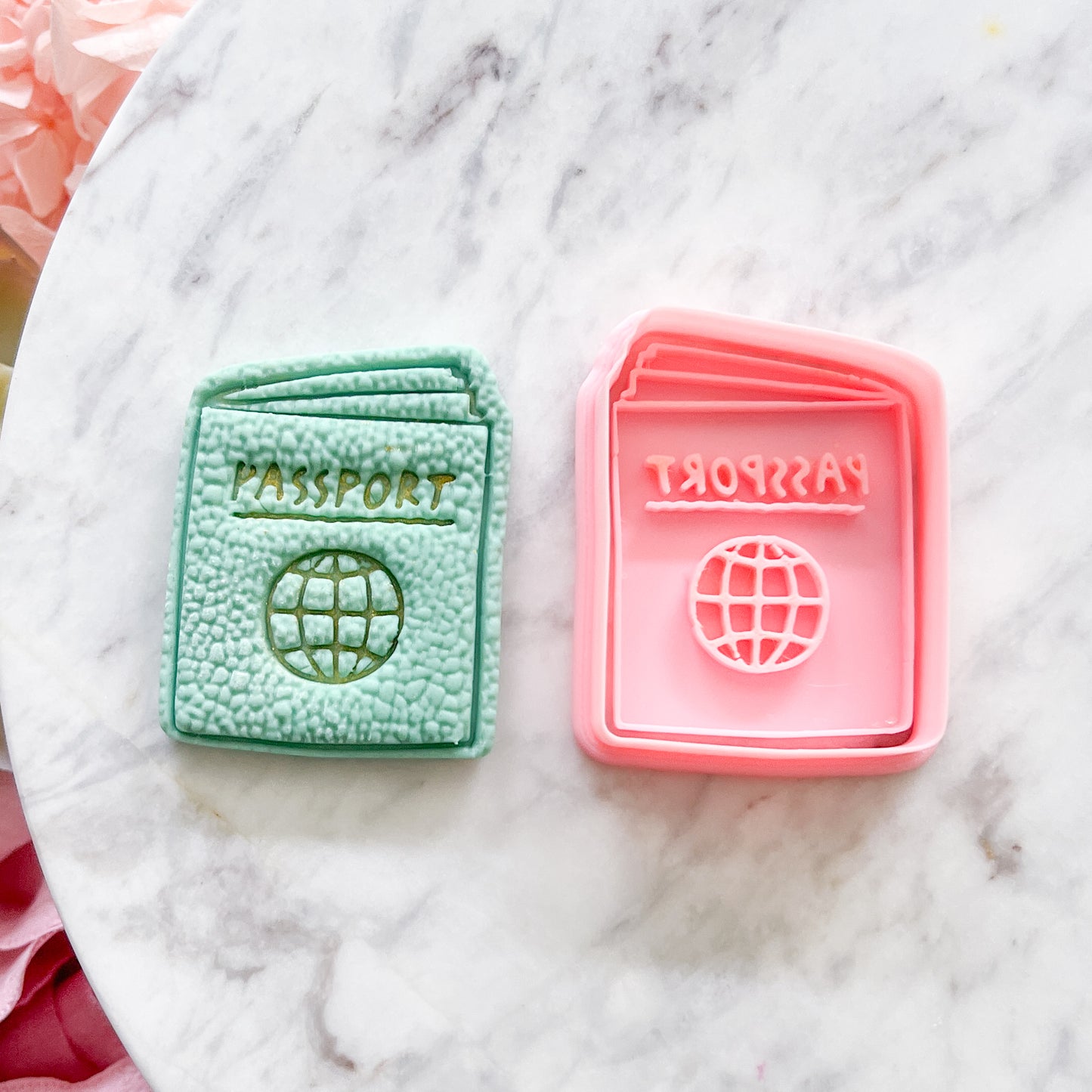 "Passport" - Cutter & Stamp Set