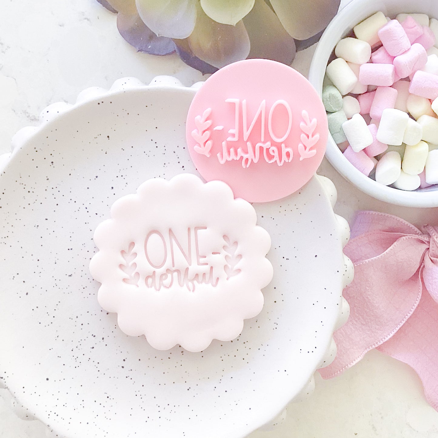ONE-derful Fondant Stamp