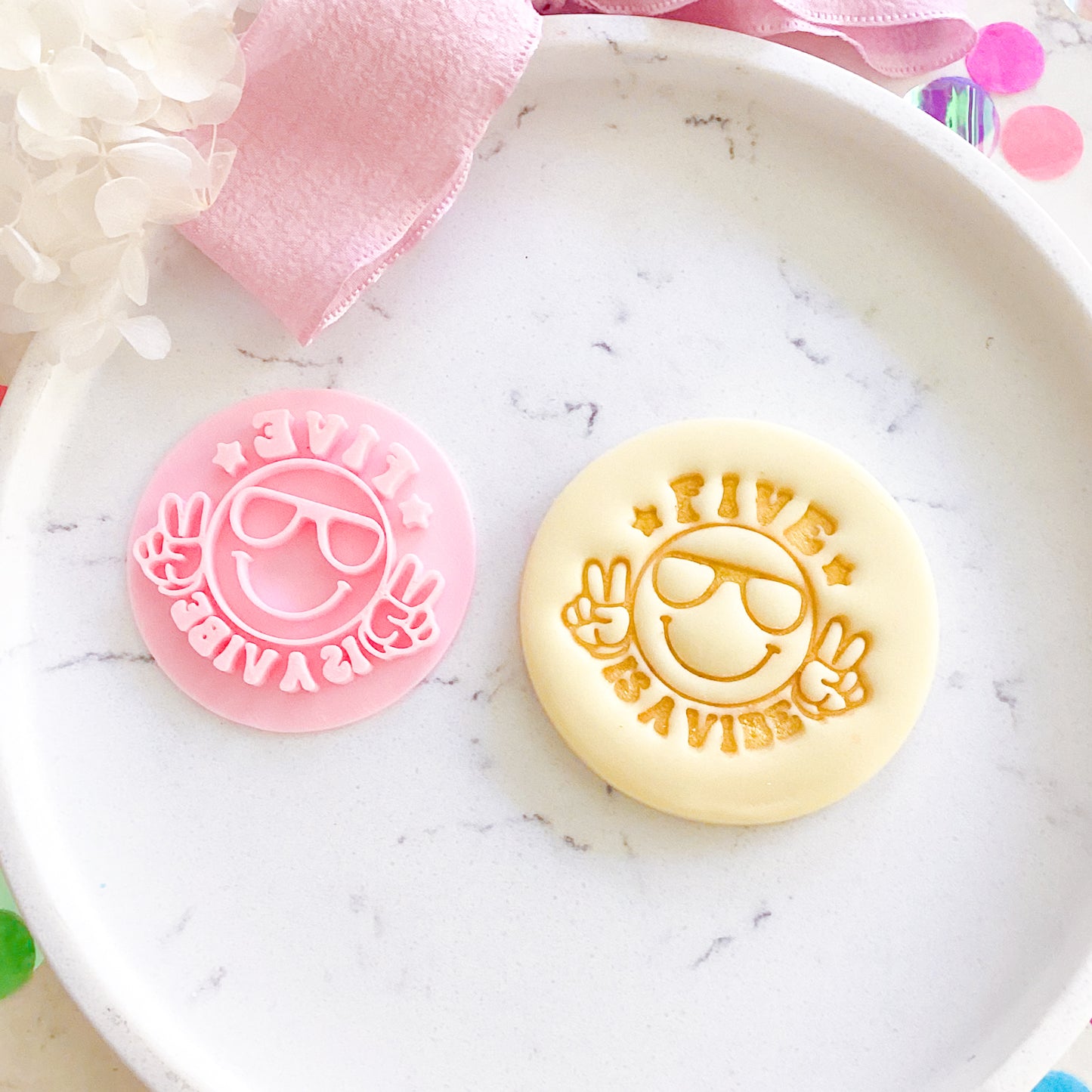 Five is a Vibe Fondant Stamp