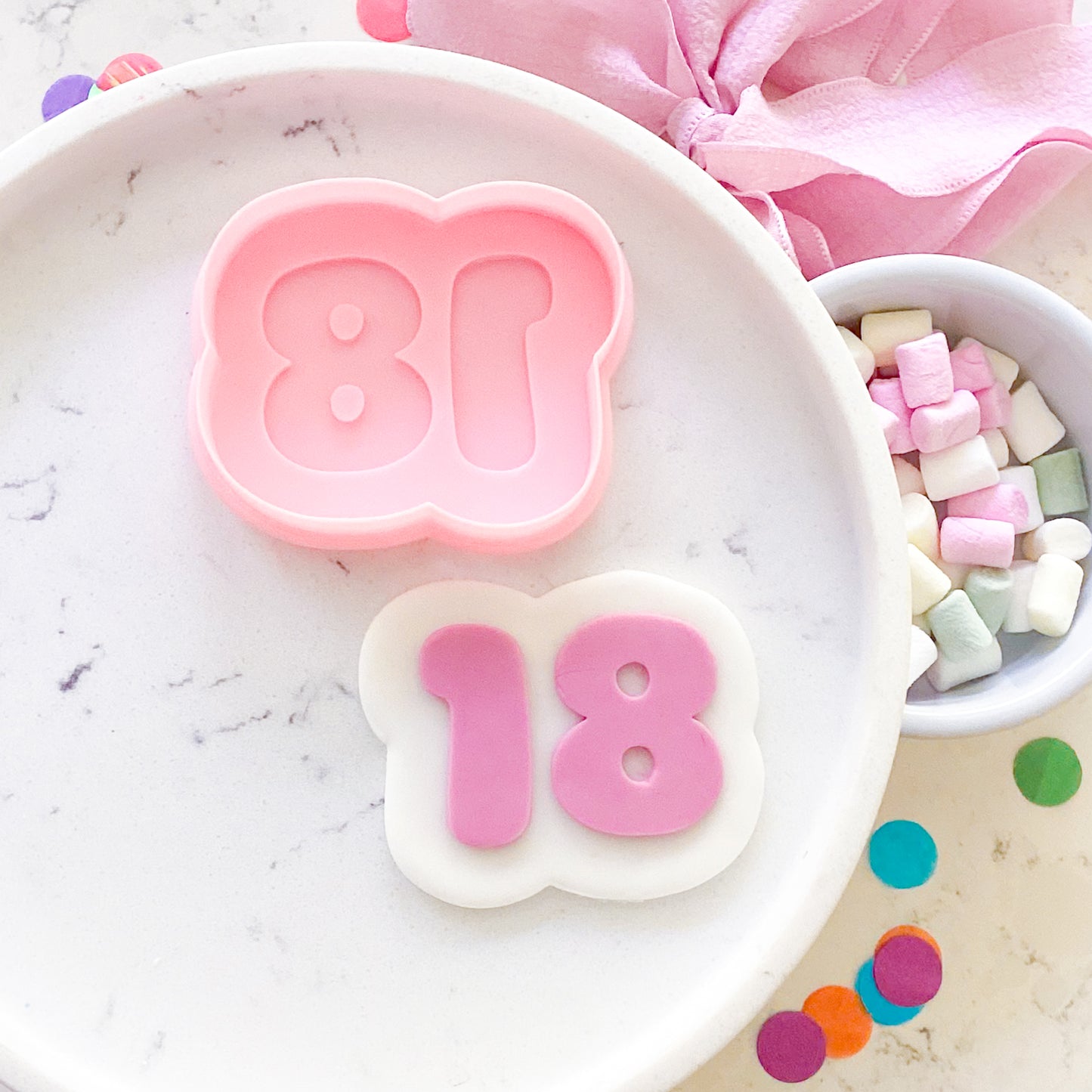 "18" Bubble Font - Cookie Stamp & Cutter Set