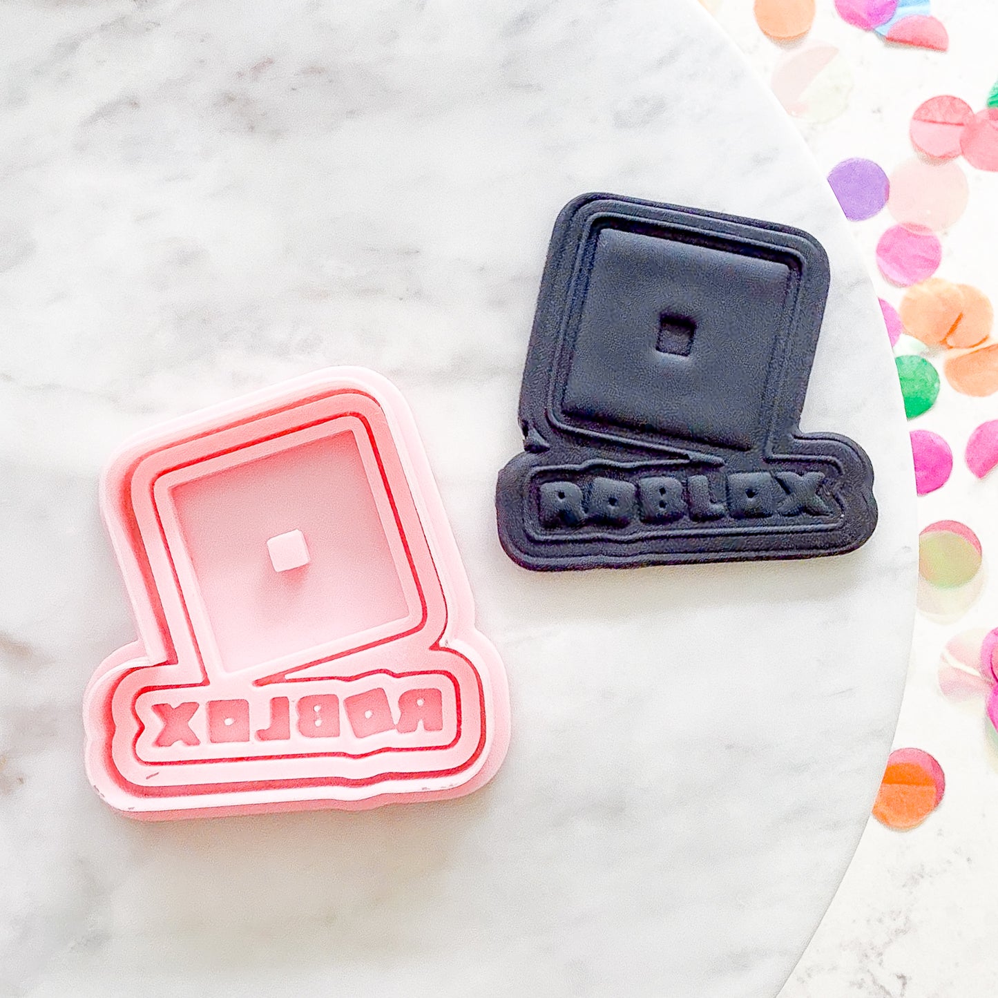 "Roblox Logo" Cookie Cutter & Stamp