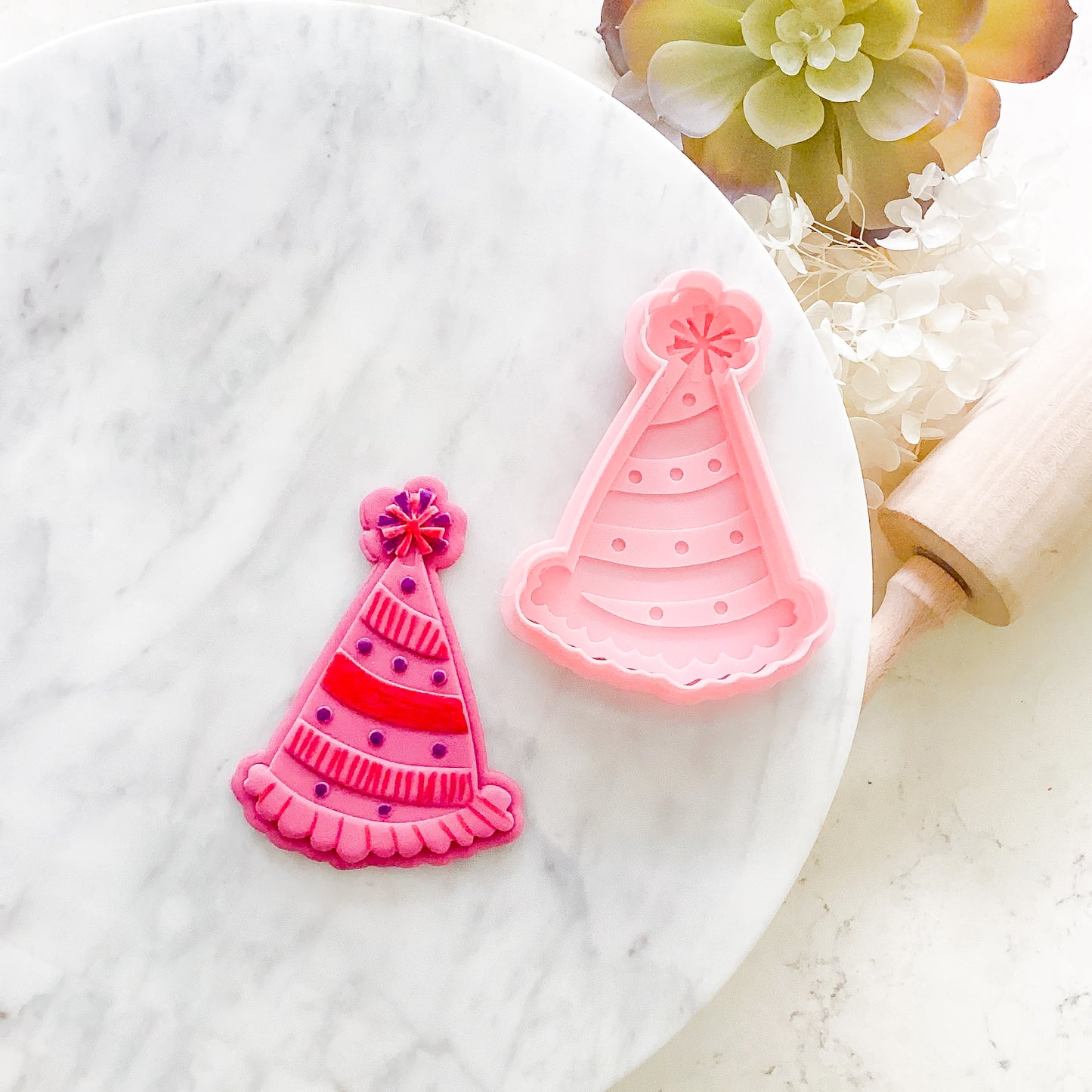 "Party Hat" - Cookie Cutter & Stamp