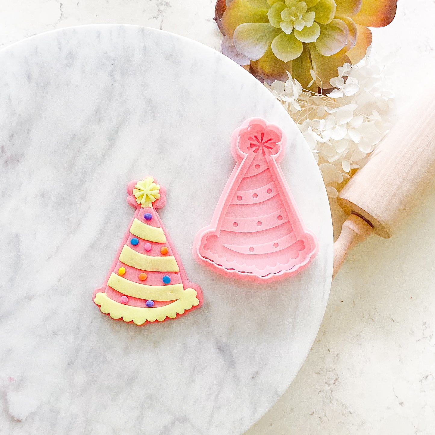 "Party Hat" - Cookie Cutter & Stamp
