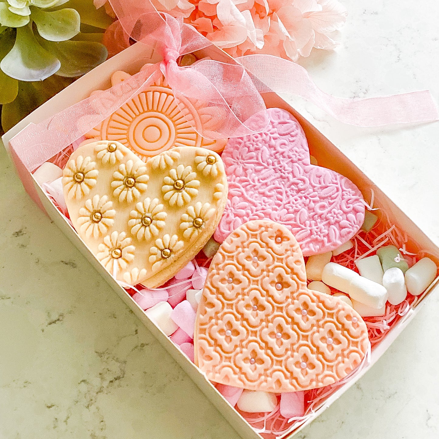 "Romantic Florals" Fondant Texture Roller