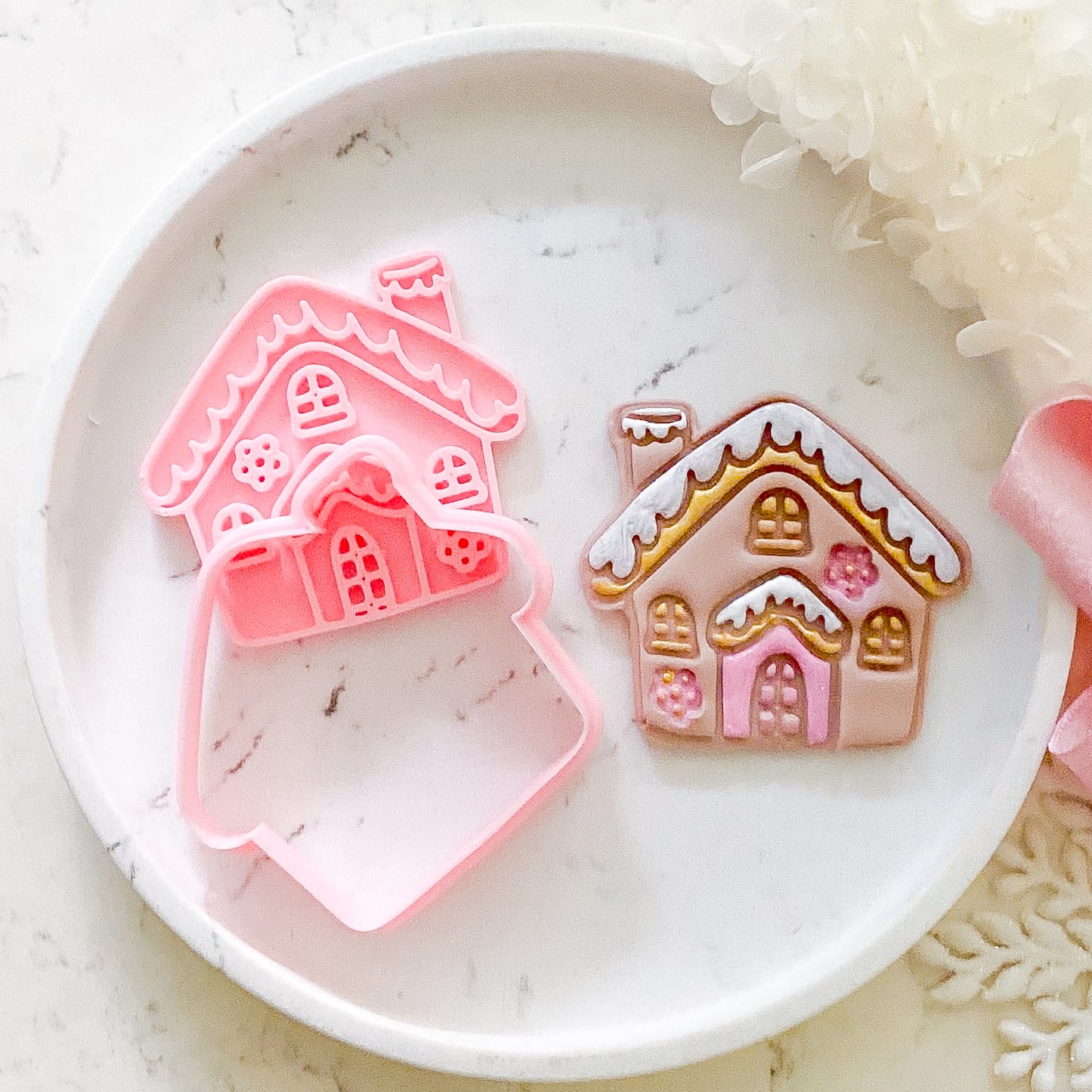 "Gingerbread House" Cookie Cutter & Stamp