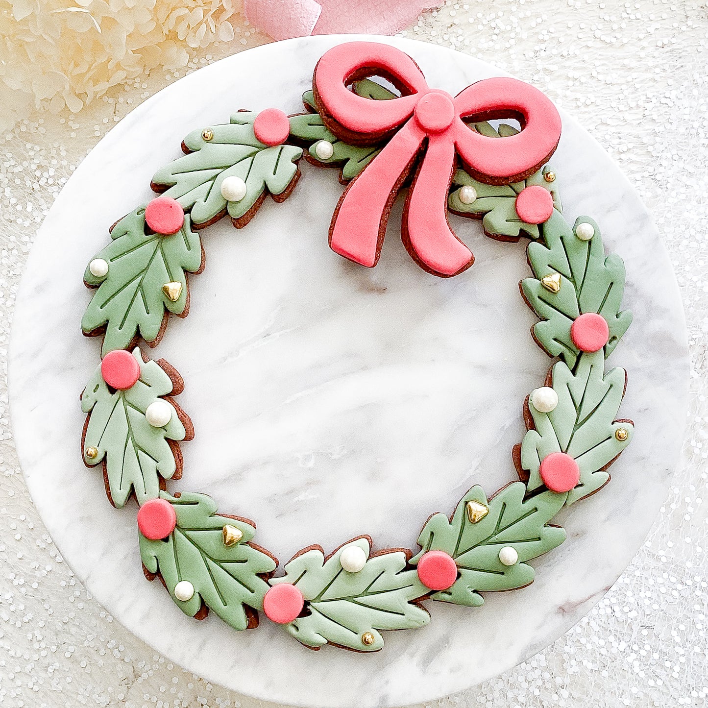 "Wreath with Bow" Cookie Platter