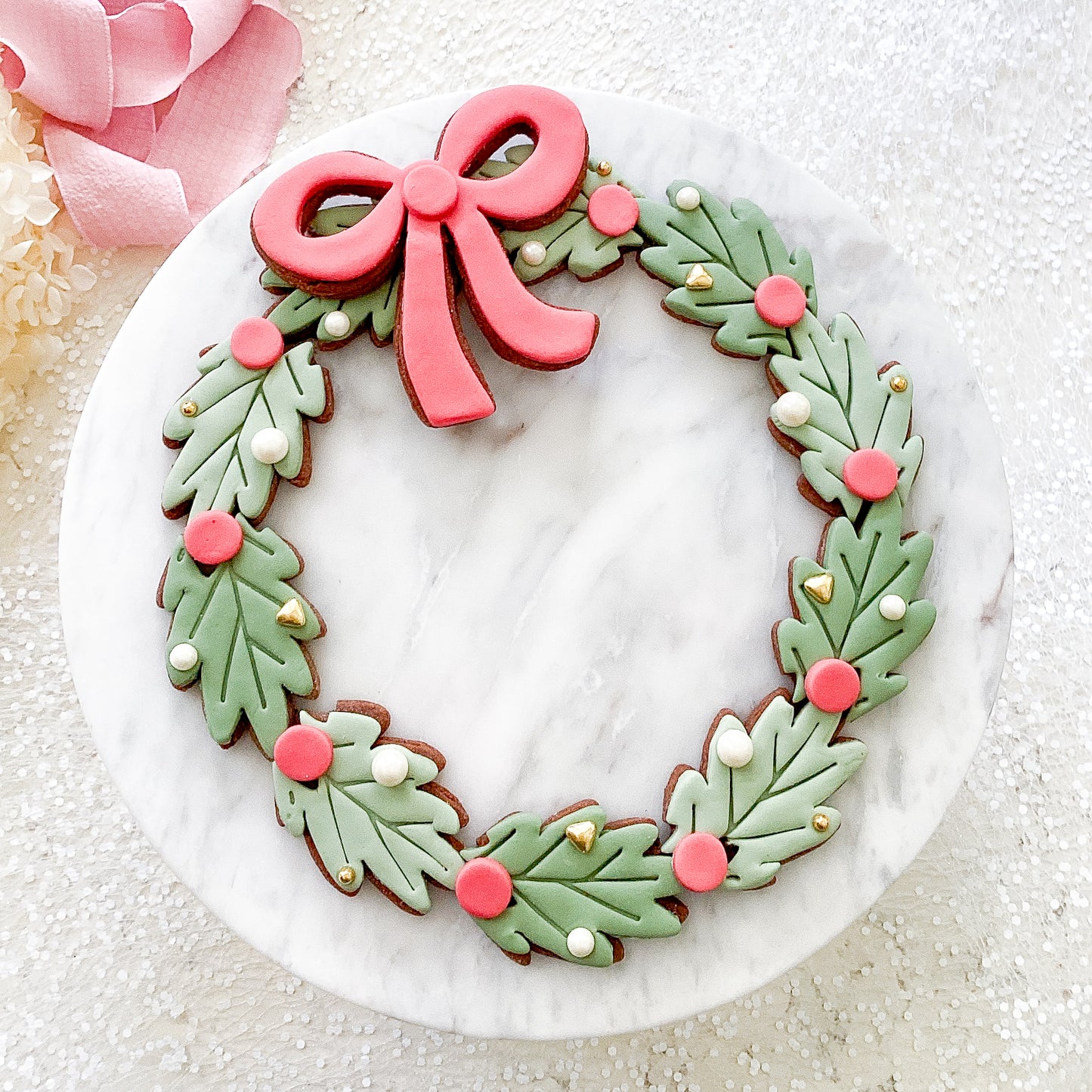 "Wreath with Bow" Cookie Platter